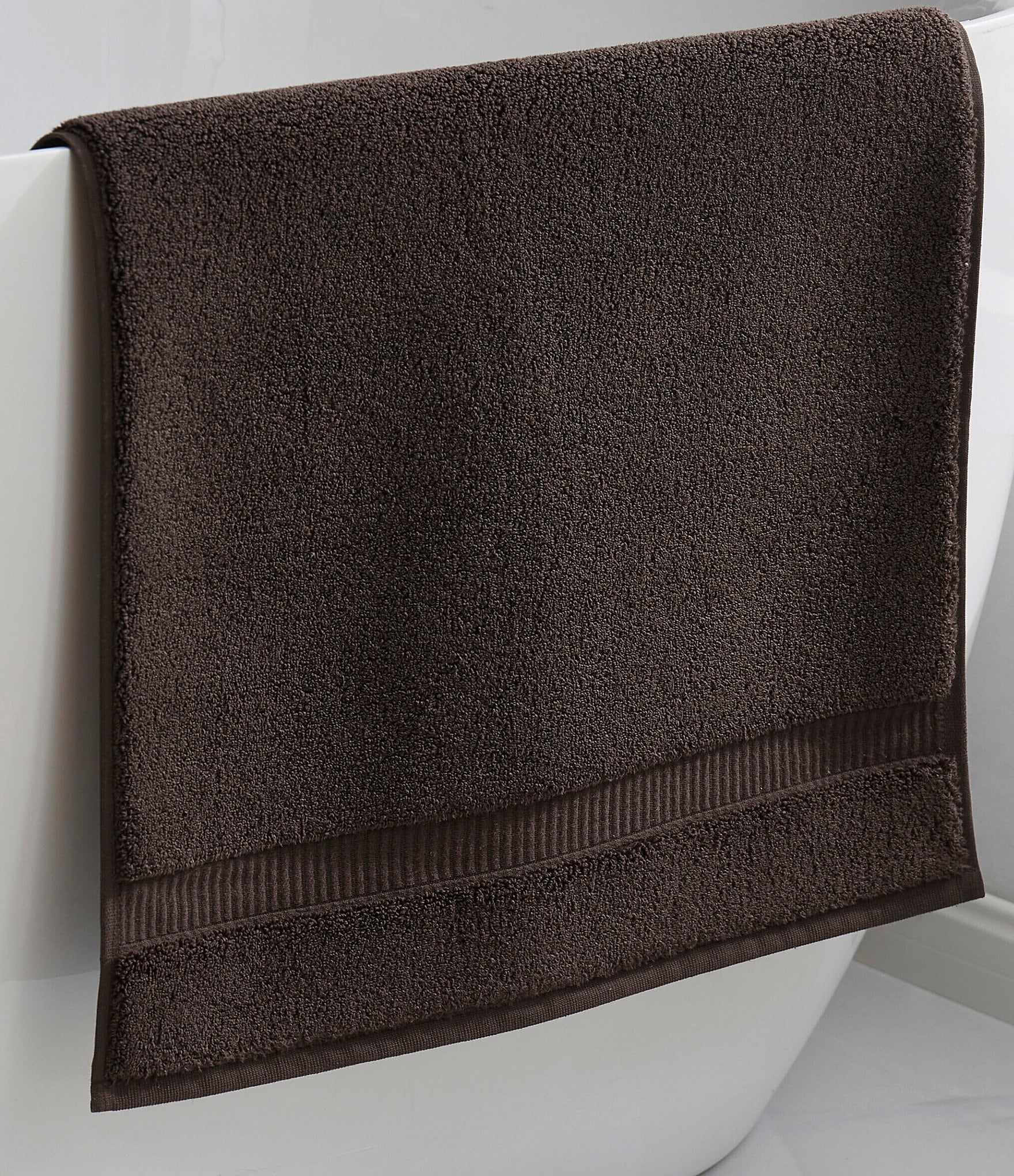 J. Queen New York Belmore Collection Zero Twist Bath Mat