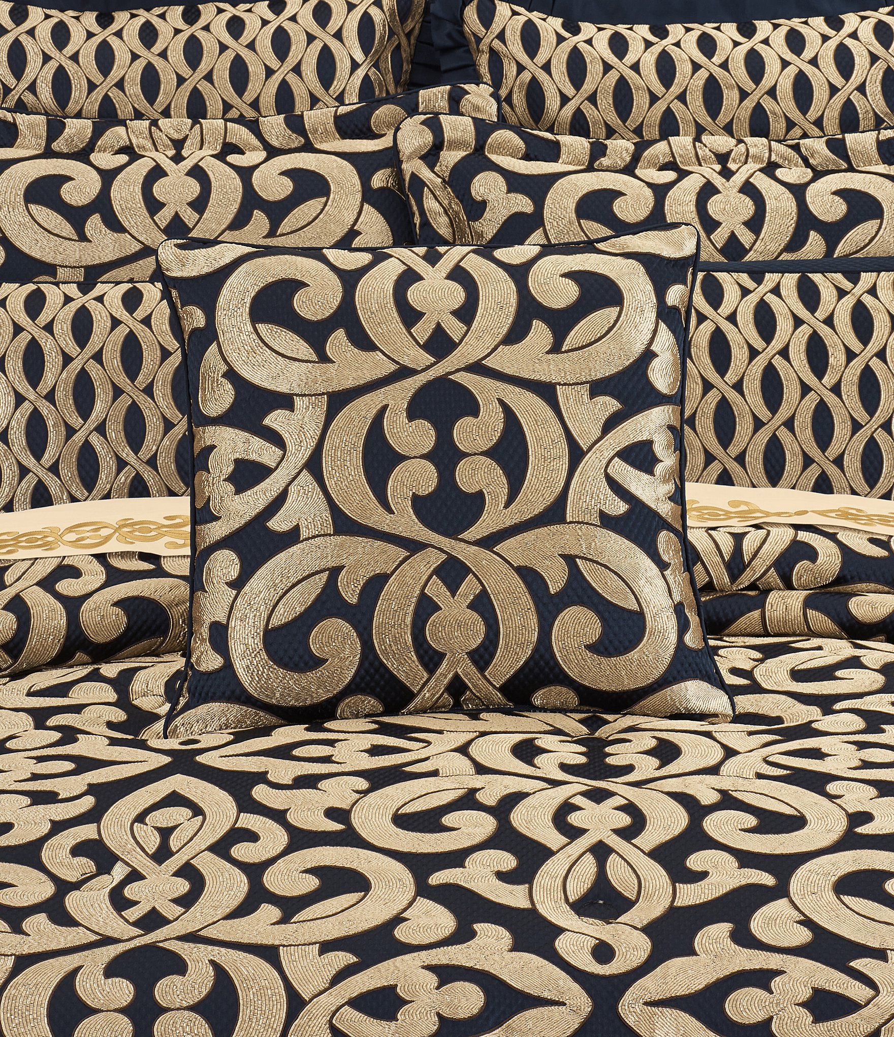 J. Queen New York Biagio Bold Interlocking Woven Damask Square Pillow