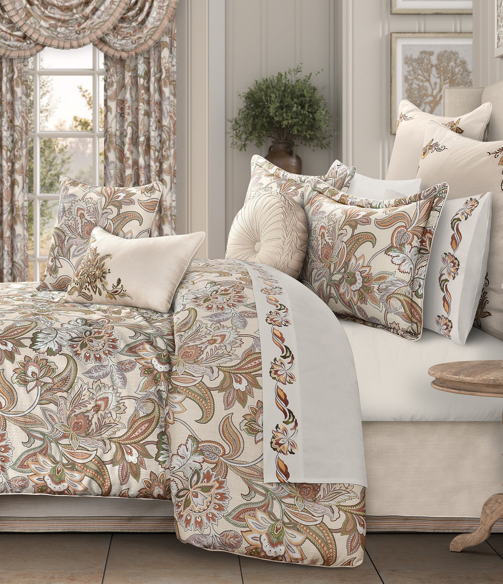 J. Queen New York Captiva Jacobean Floral Print Comforter Set ...