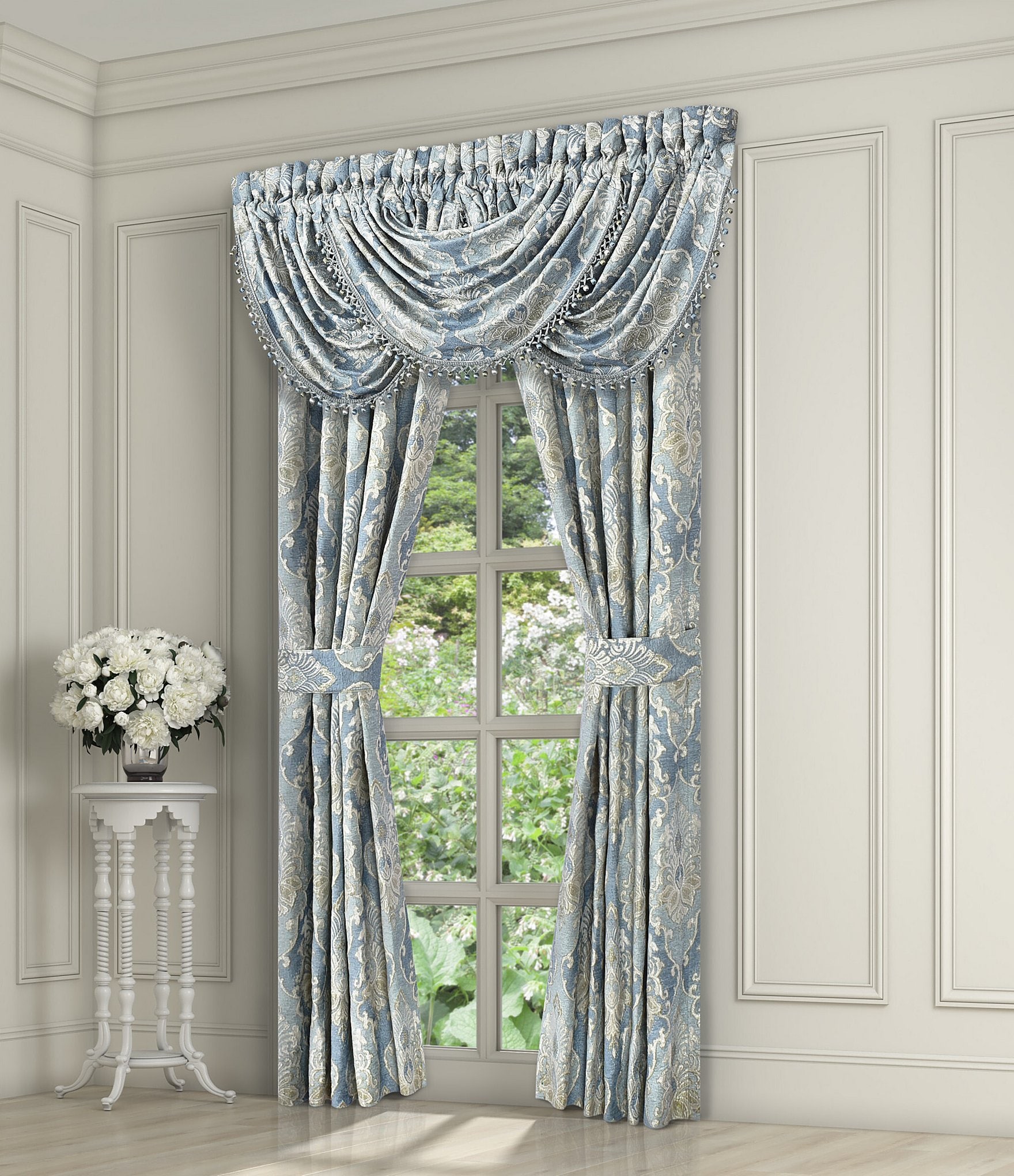 J. Queen New York Celtic Woven Damask Spa Window Treatment