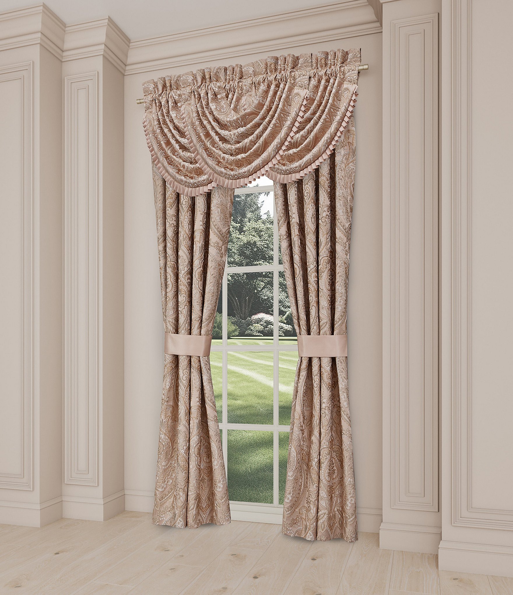 J. Queen New York Fiorello Window Treatment