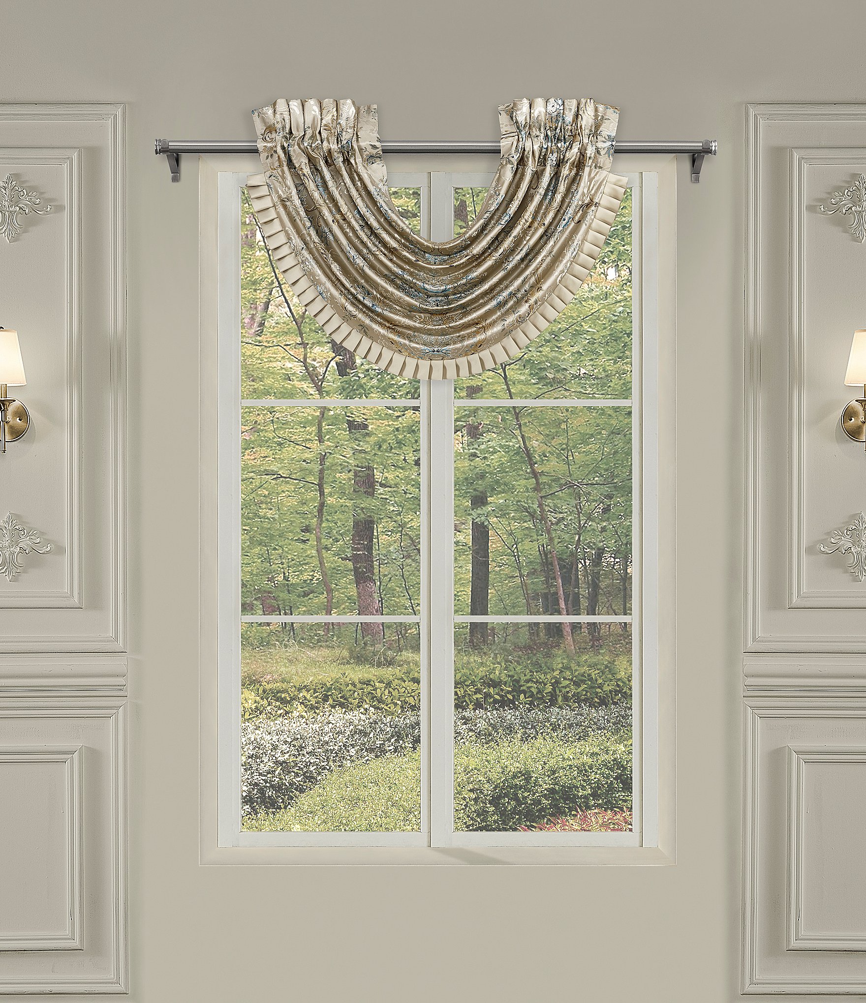 J. Queen New York Jacqueline Window Treatment