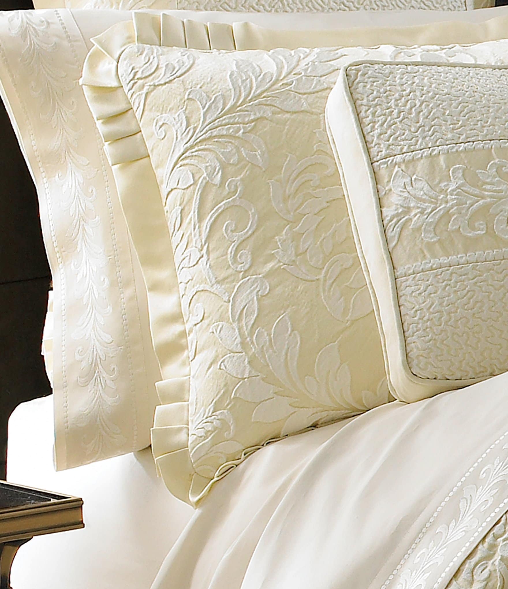 J. Queen New York Marquis Damask Comforter Set