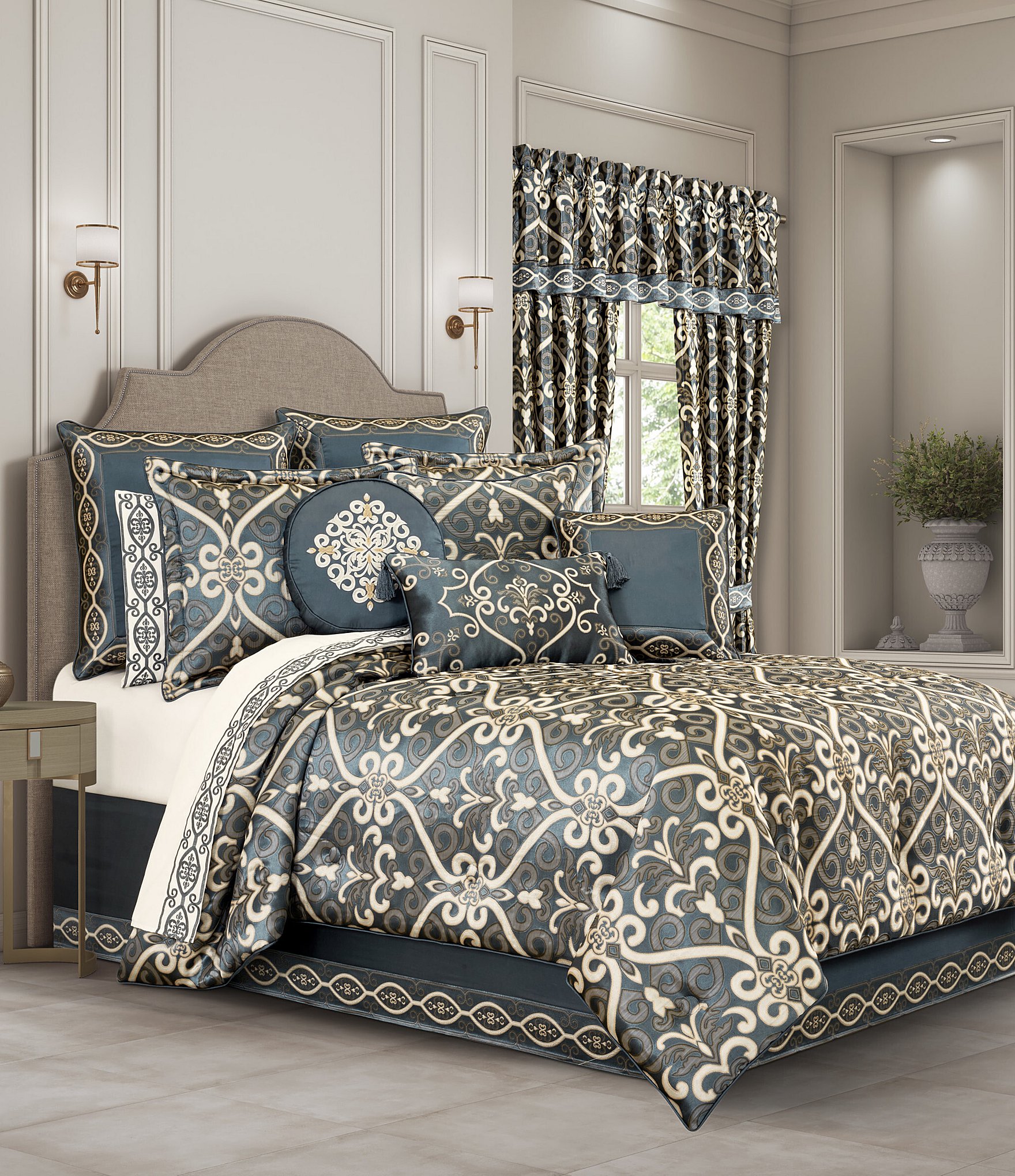 J. Queen New York Monroe Woven Medallion Border Design Reversible Euro Pillow Sham