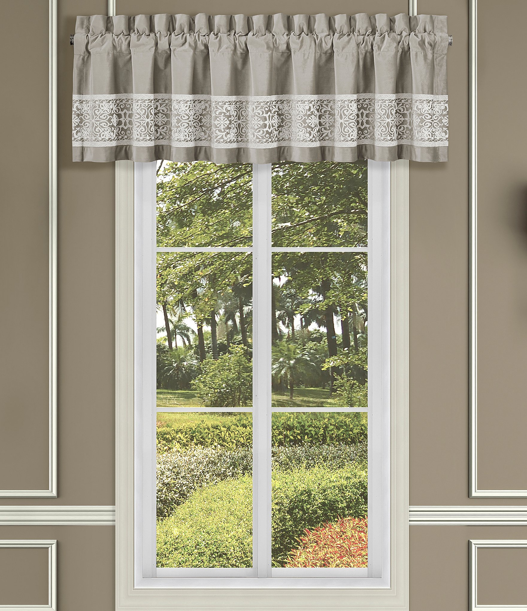 J. Queen New York Opulence Lace Detail Valance