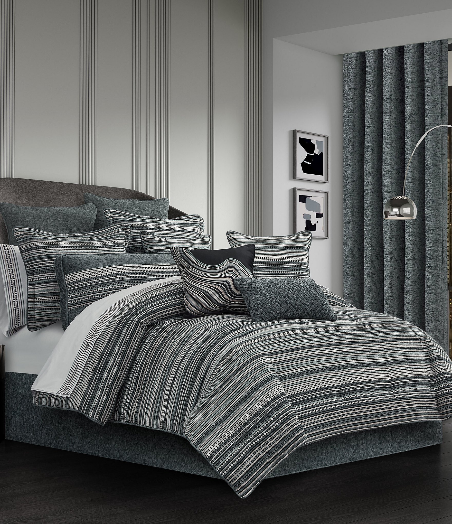 J. Queen New York Parallel Southwestern Horizontal Chenille Striped Comforter Set