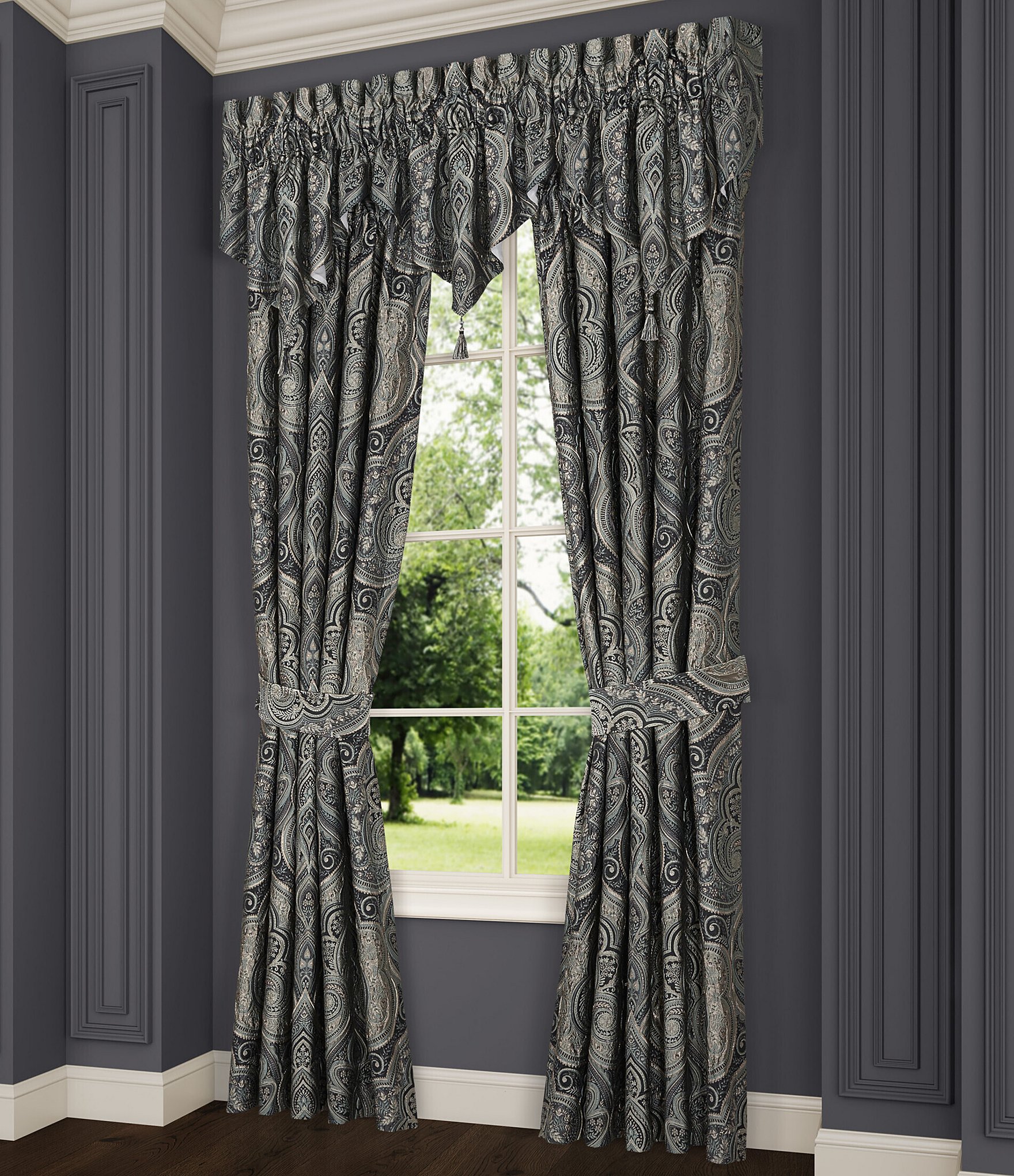 J. Queen New York Vincenzo Woven Damask Window Treatment