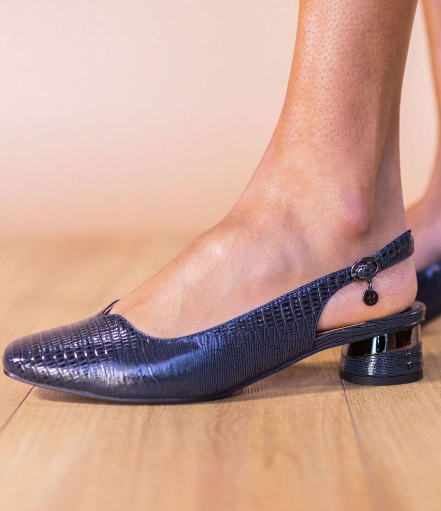 J. Renee Taveta Patent Lizard Embossed Slingback Block Heel Pumps