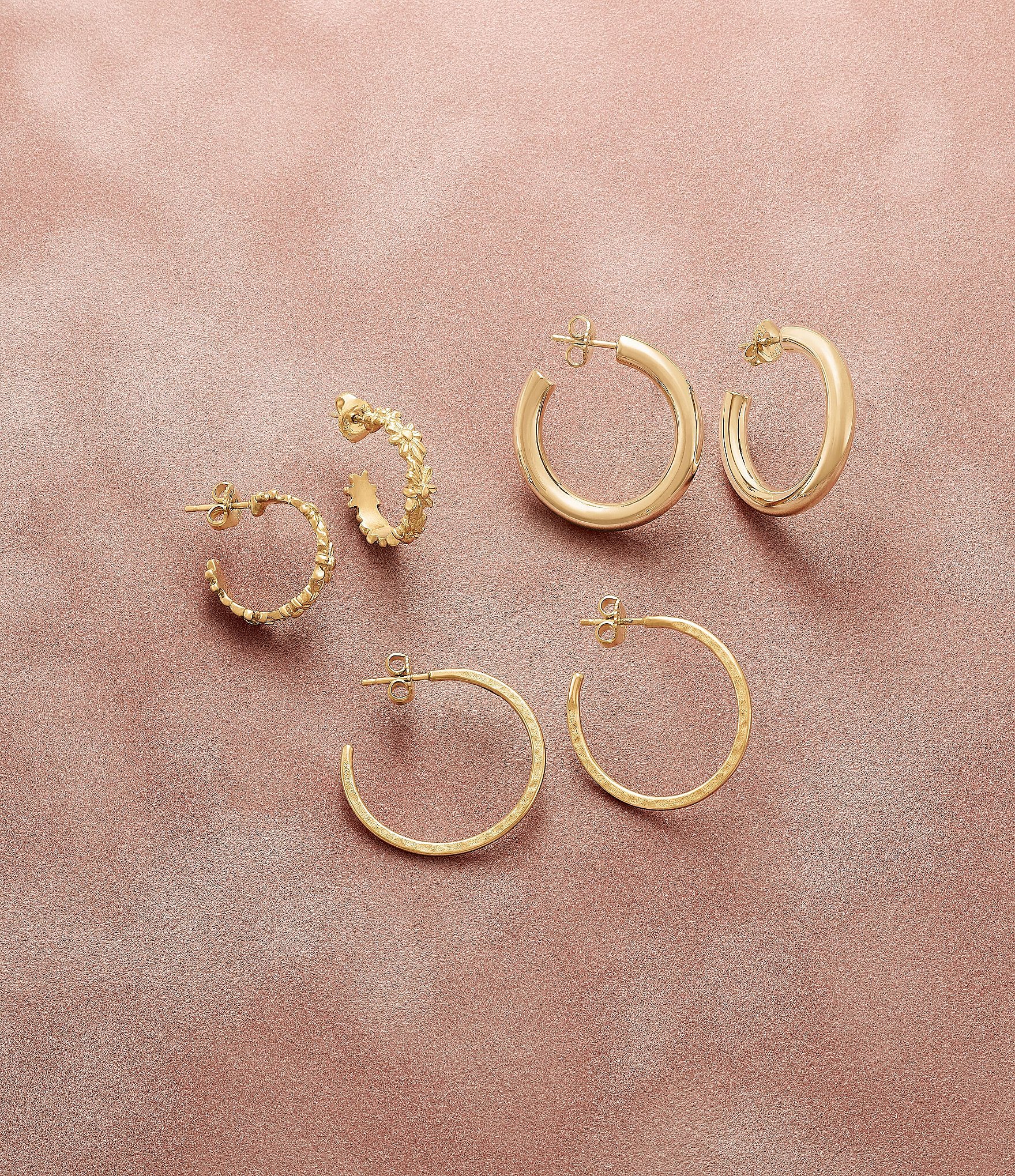 James Avery 14K Gold Fiesta Hoop Earrings