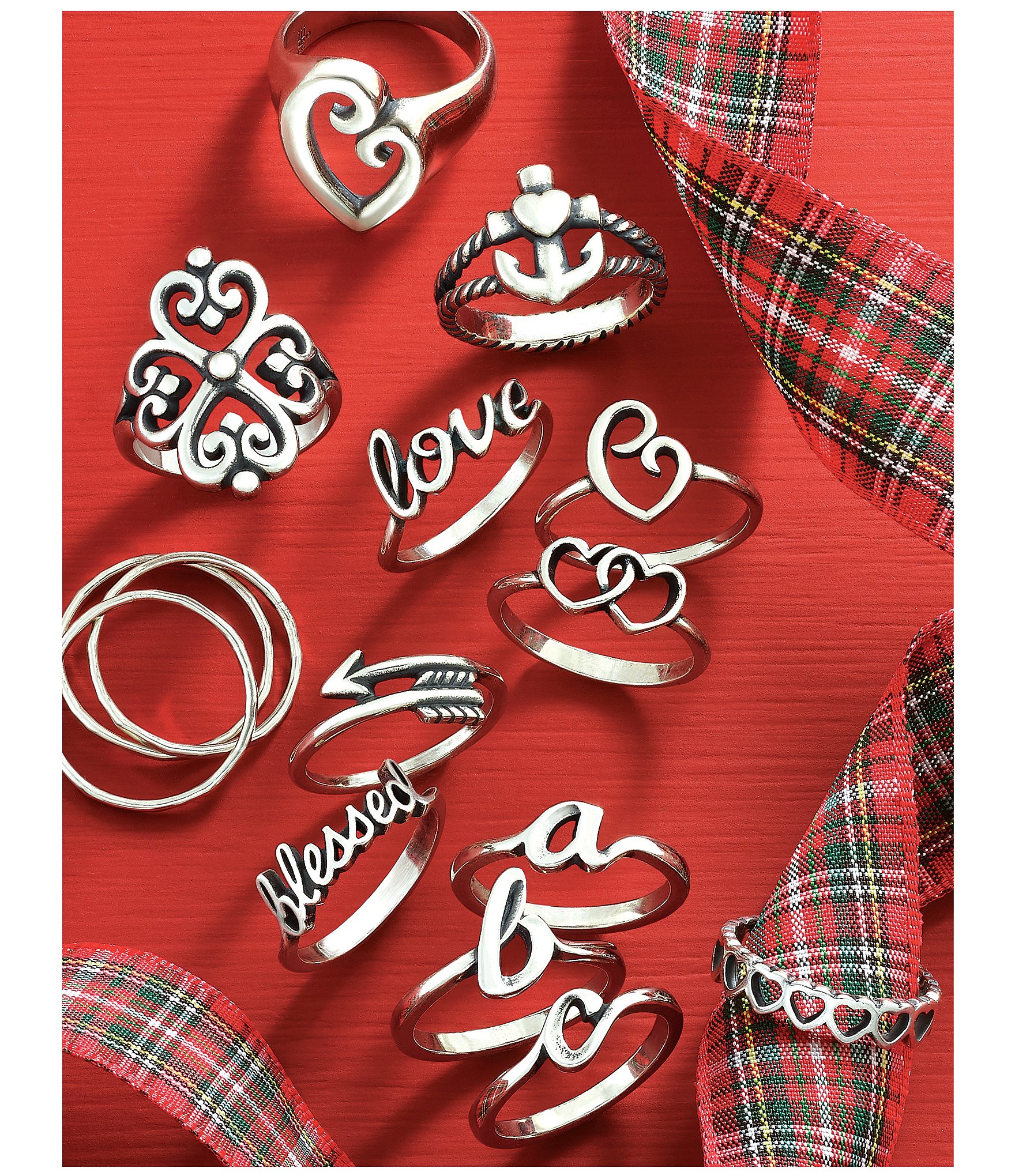 James Avery Tiny Hearts Band Ring