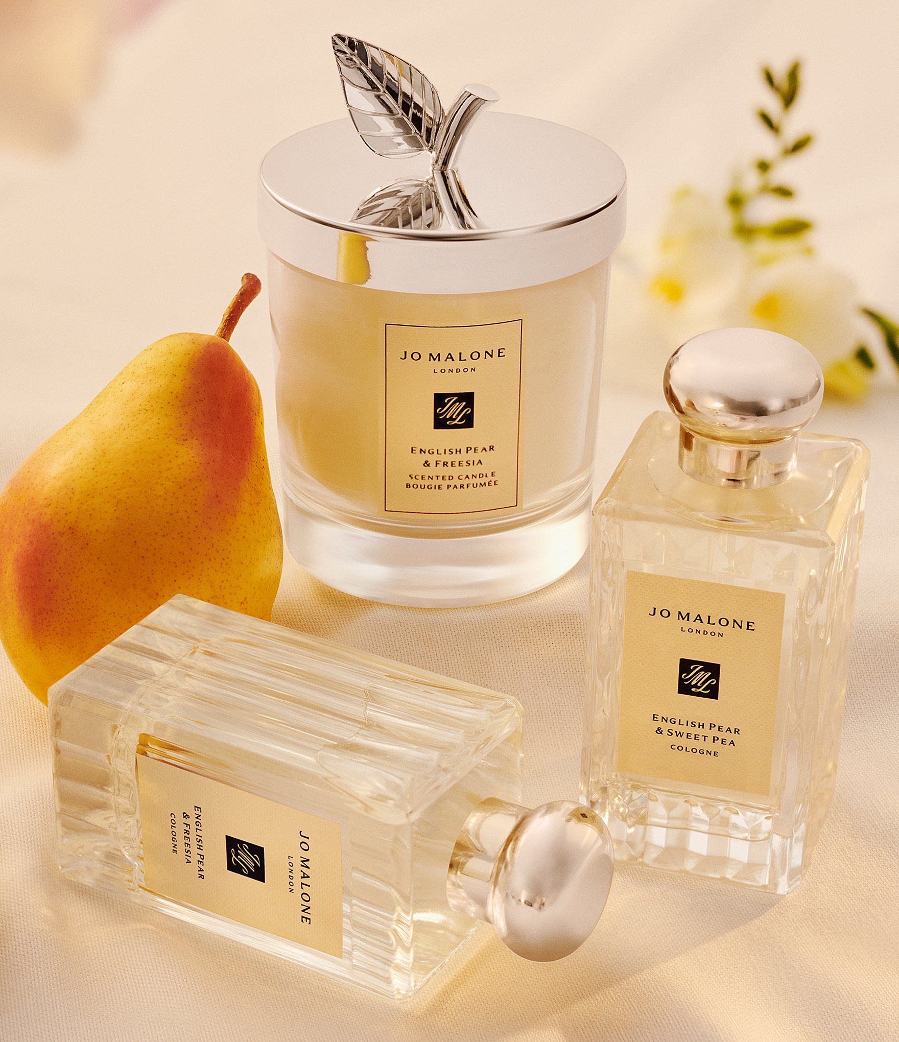 Jo Malone London Special-Edition English Pear & Freesia Home Candle, 7-oz.