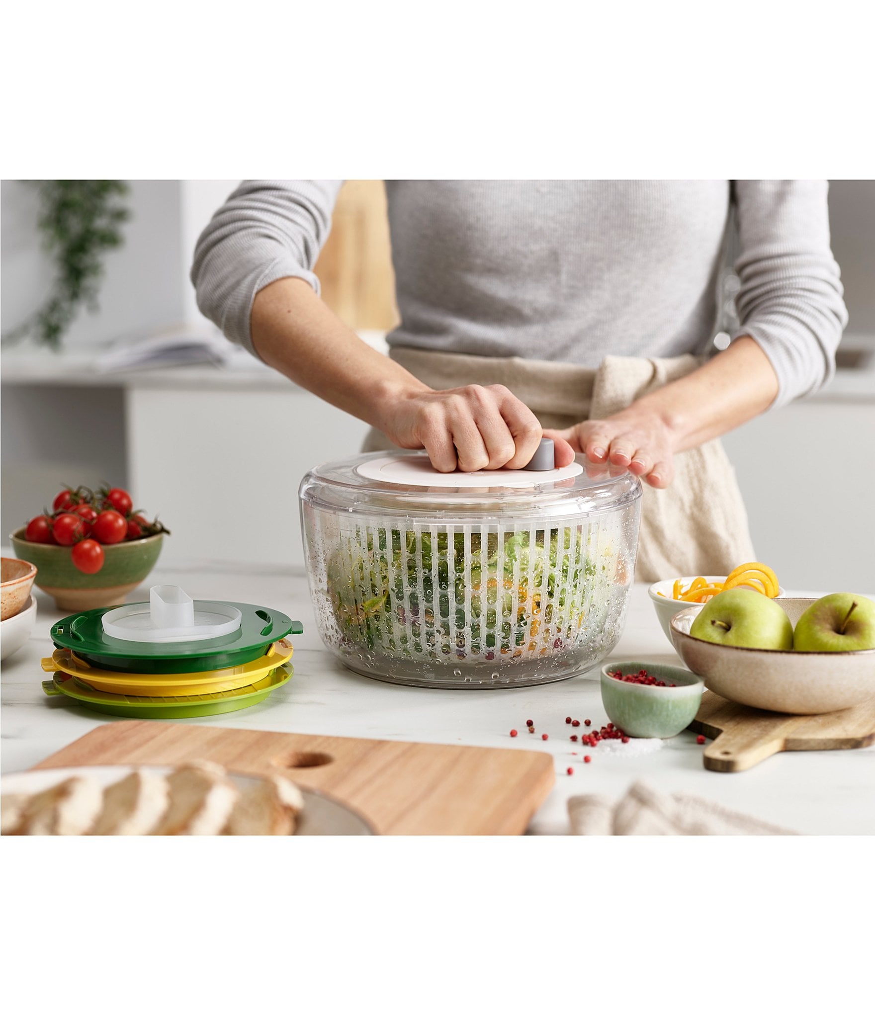 Joseph Joseph Multi-Prep 4-Piece Salad Preparation Set- Multicolor