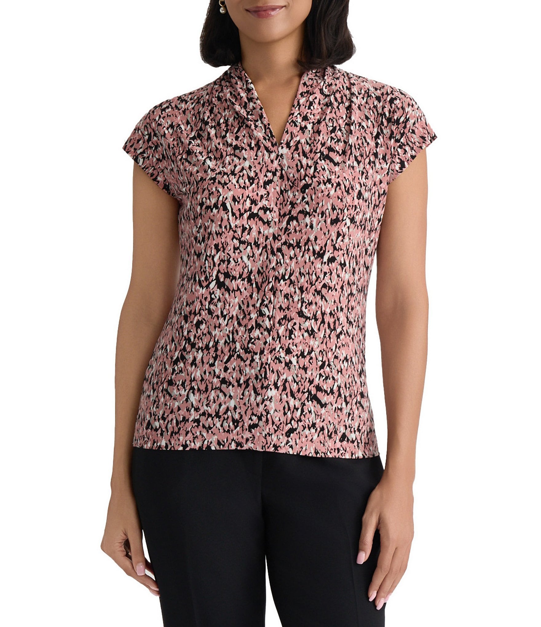 Kasper Extended Sleeve Funnel Neck Printed Blouse