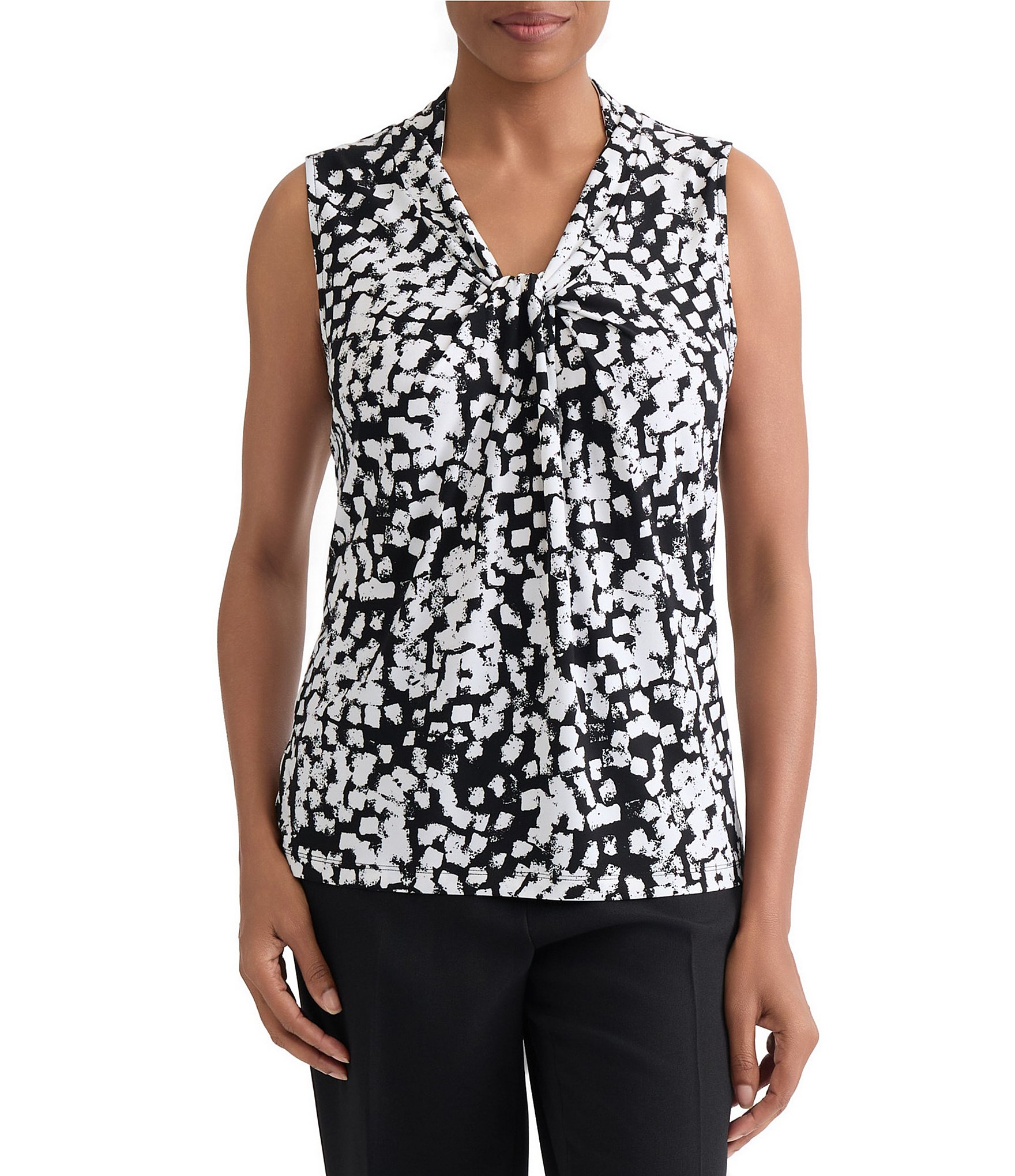 Kasper Sleeveless Knot Front Printed Blouse