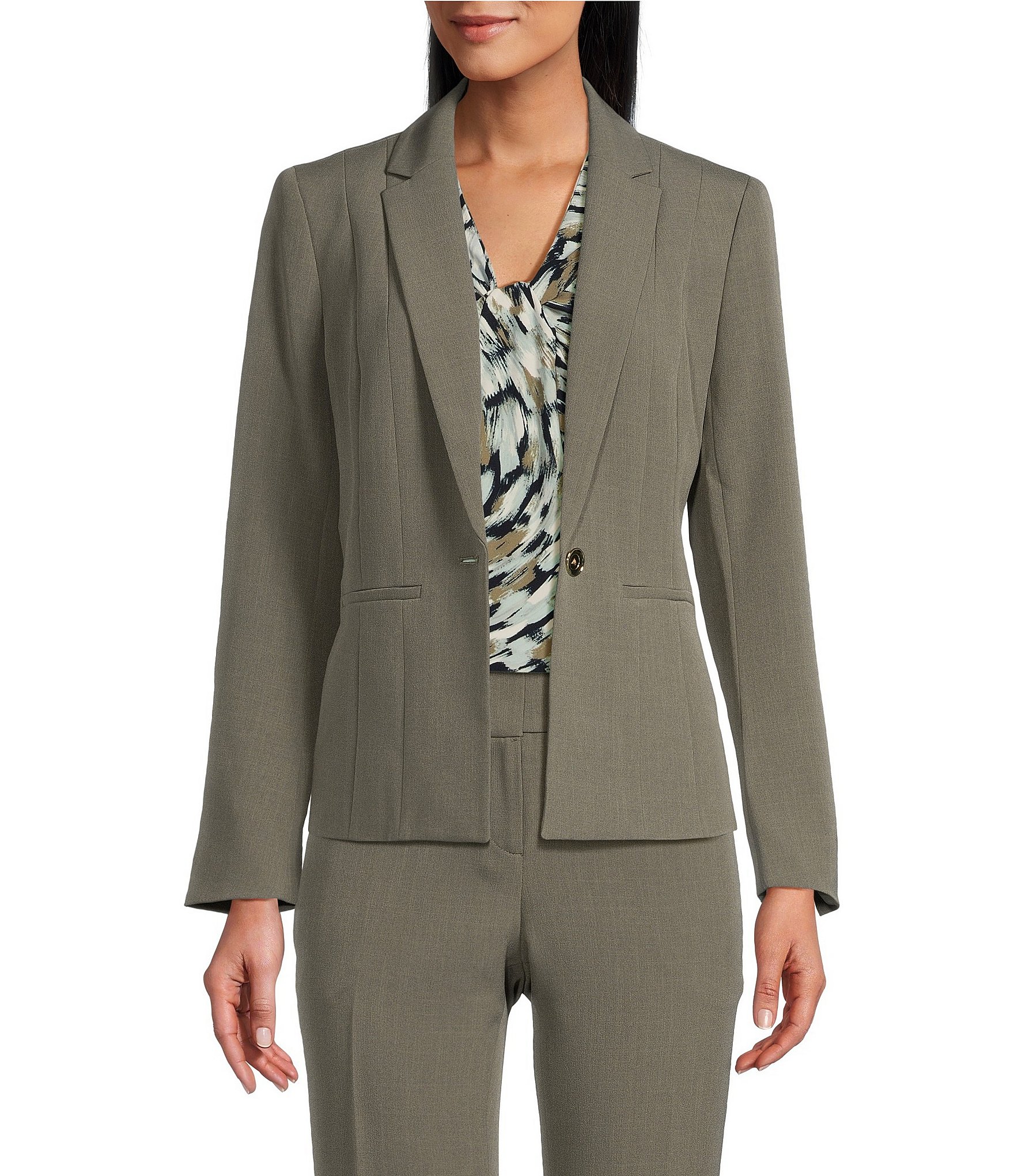 Kasper Stretch Crepe Notch Lapel Neckline Long Sleeve Blazer