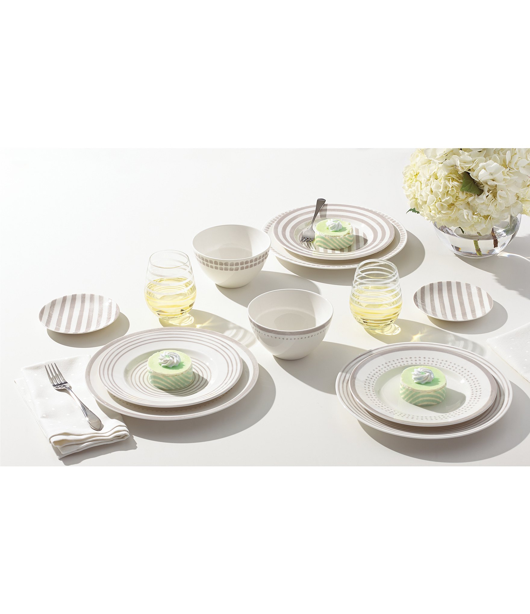 kate spade new york Charlotte Street Porcelain 4-Piece Place Setting