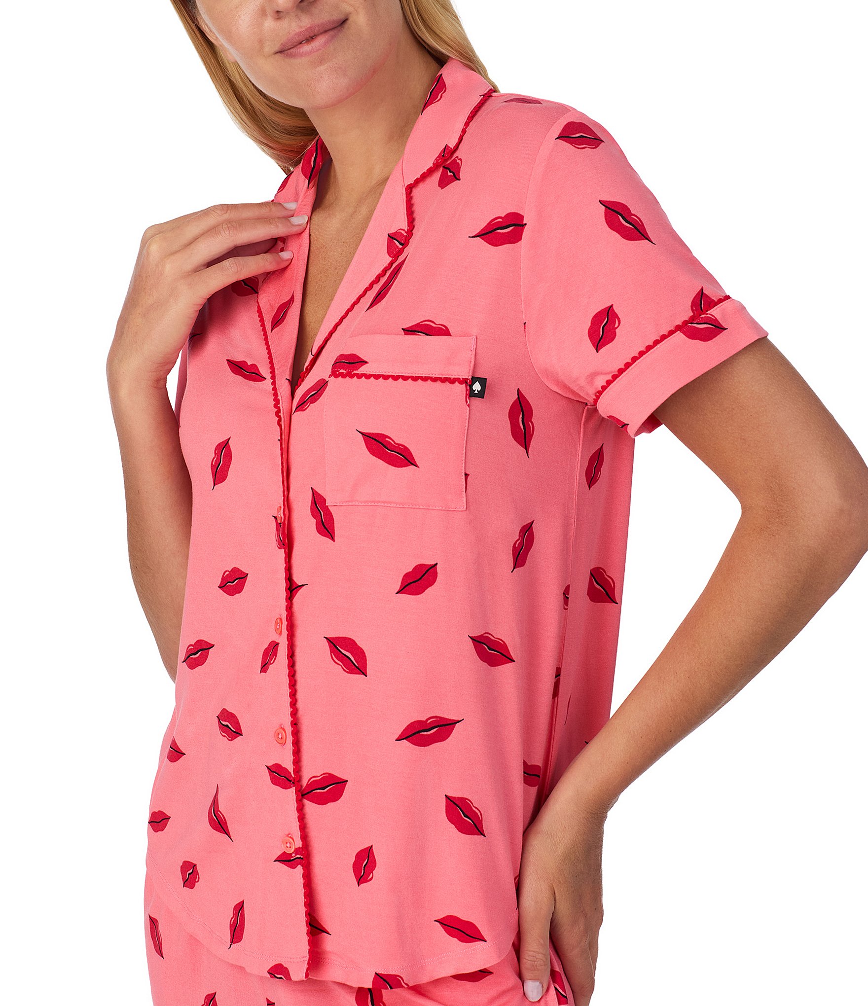 kate spade new york Thousand Kisses Valentine's Day Print Short Sleeve Notch Collar Knit Shorty Pajama Set