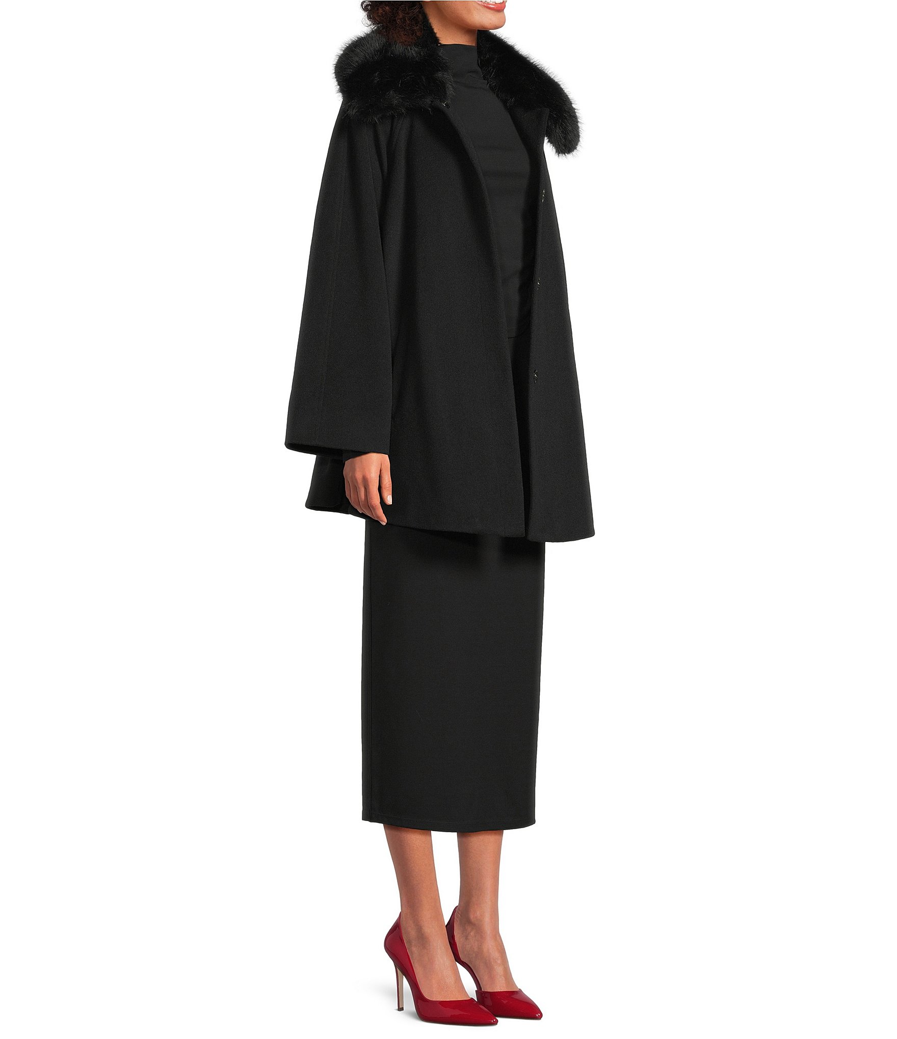 Katherine Kelly Removable Faux Fur Collar Pure Wool Cape