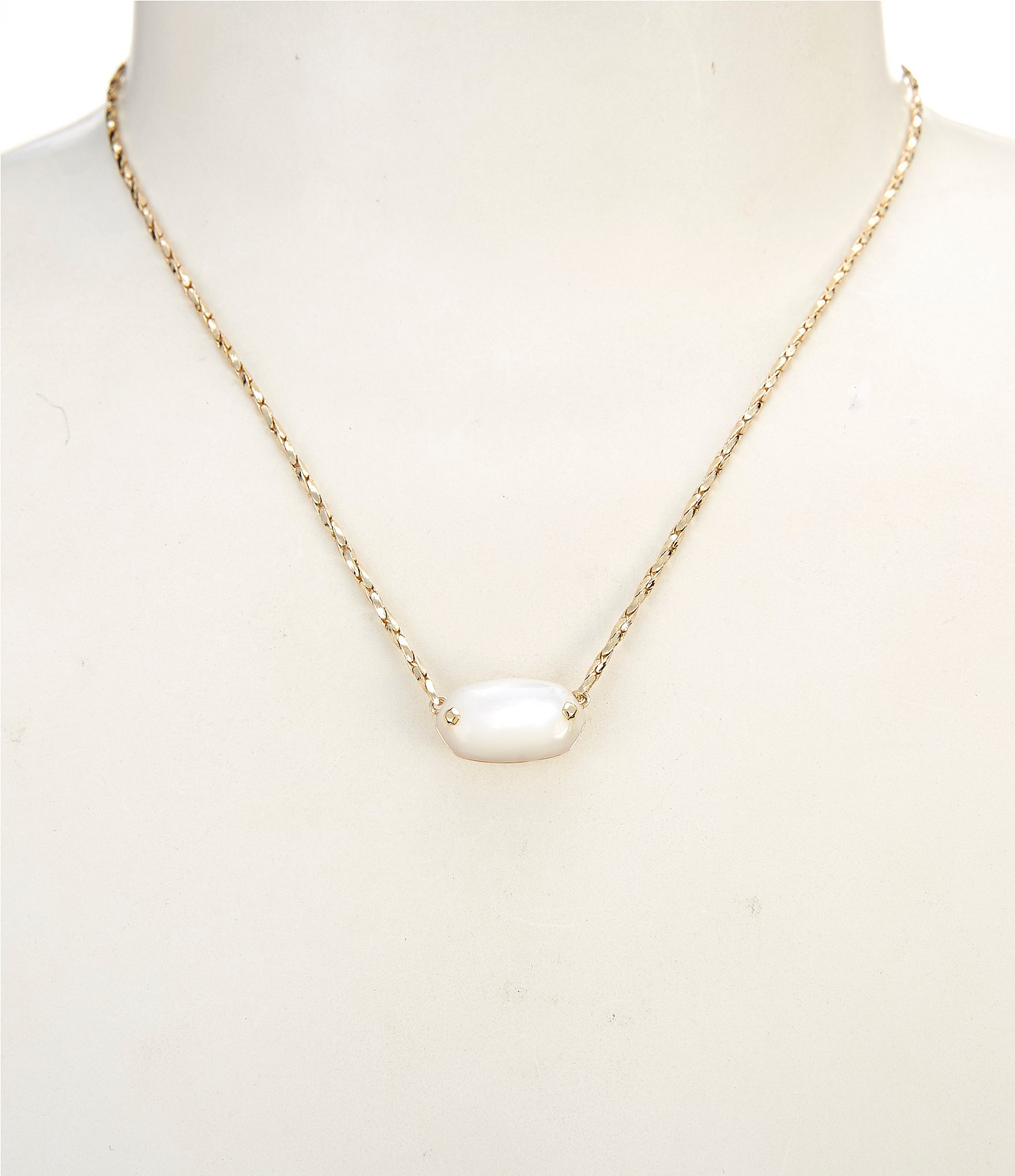 Kendra Scott Elisa Riveted Short Pendant Necklace