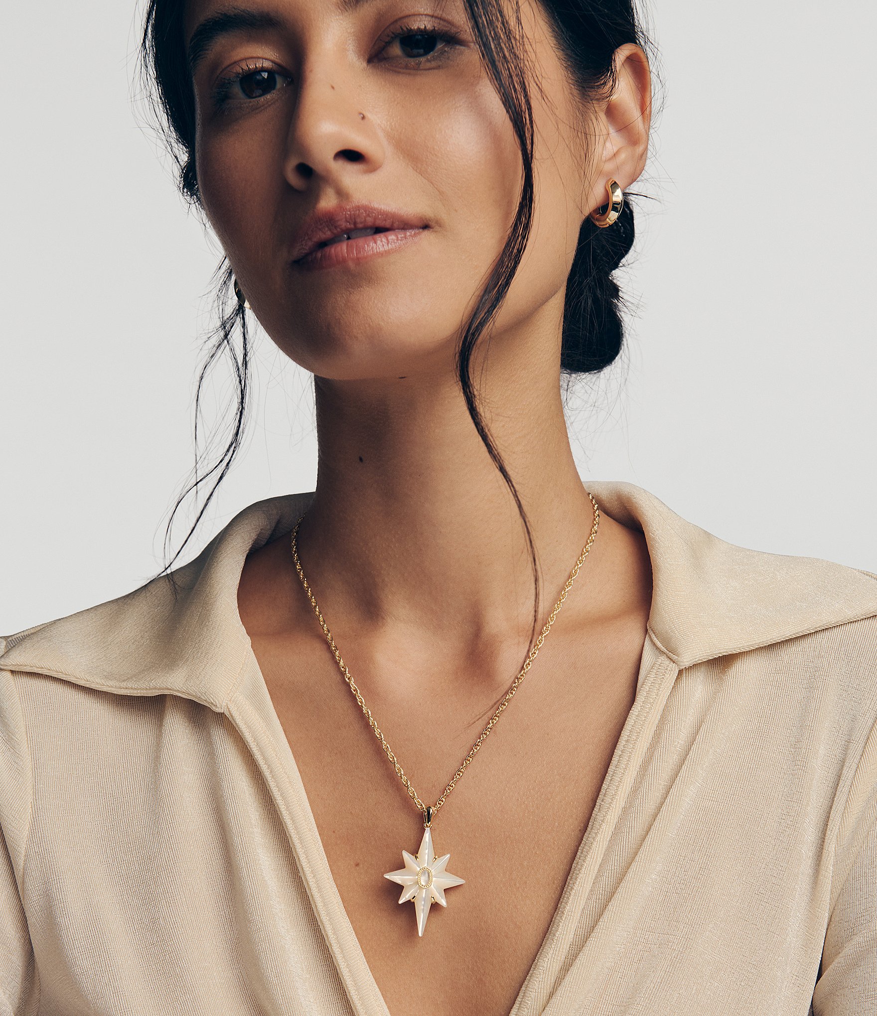 Kendra Scott Fate Star Short Pendant Necklace