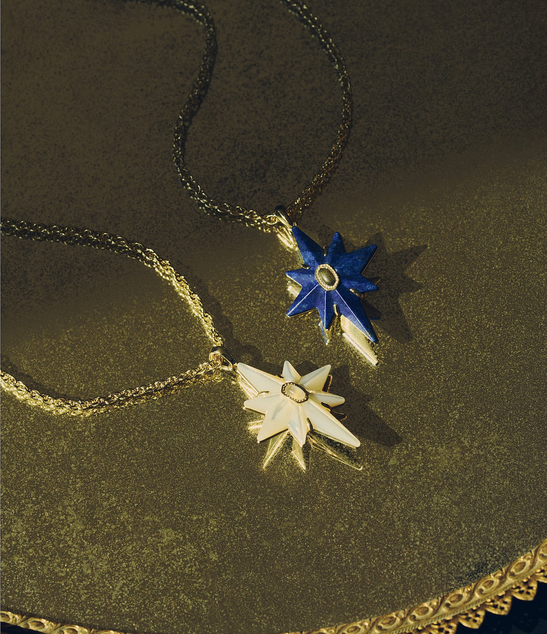 Kendra Scott Fate Star Short Pendant Necklace