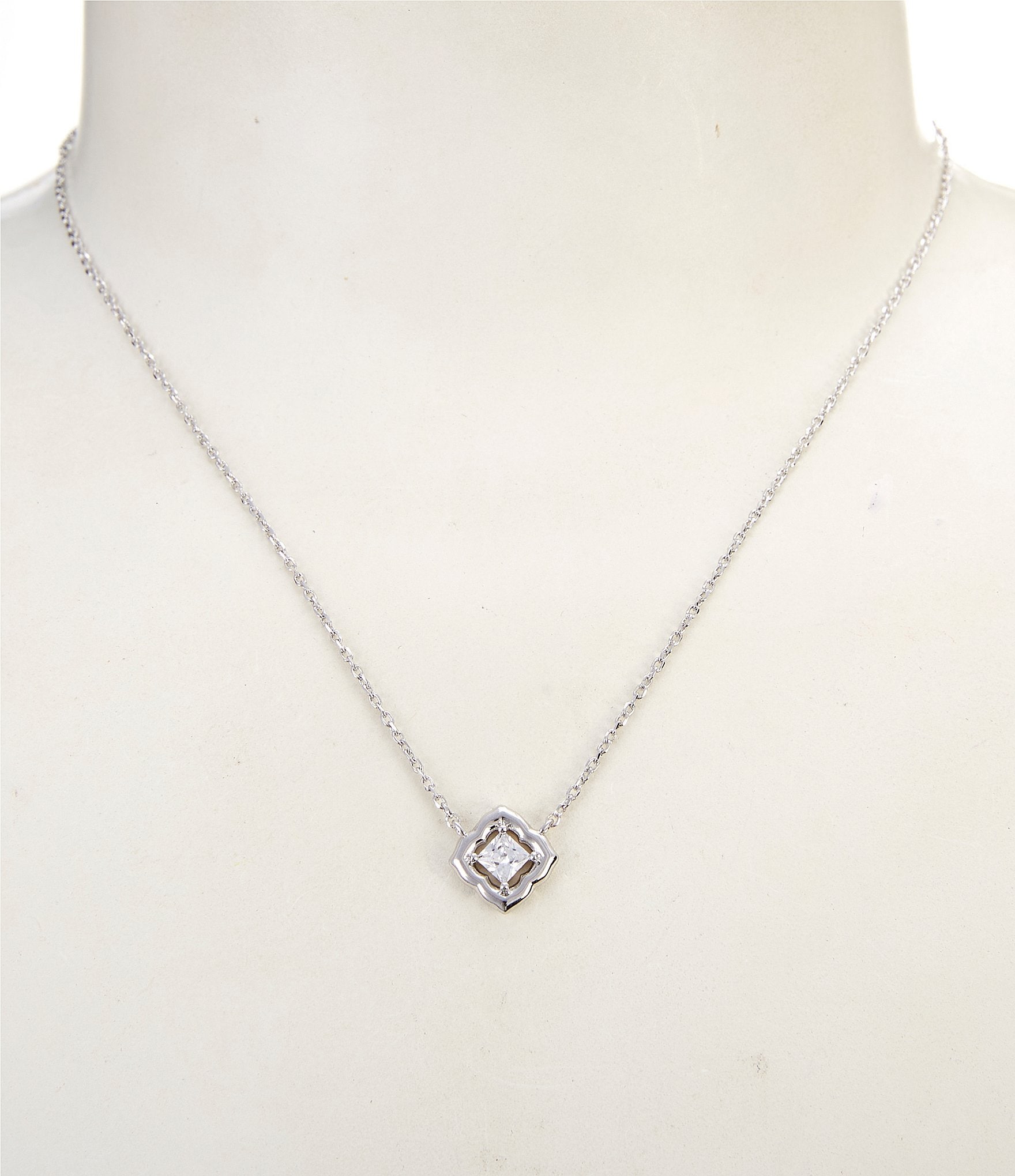 Kendra Scott Mallory Crystal Short Pendant Necklace