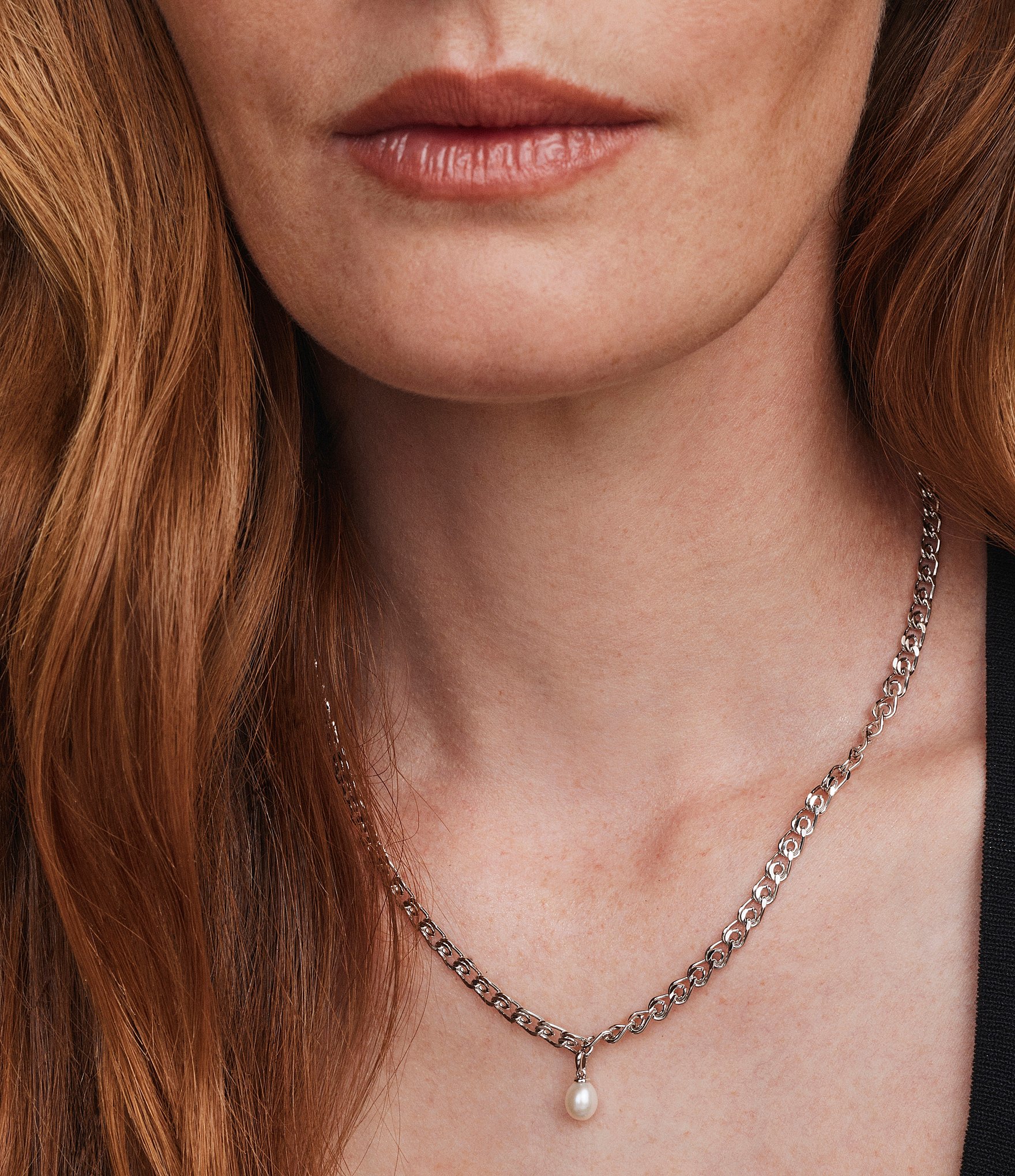 Kendra Scott Oakland Pearl Short Pendant Necklace