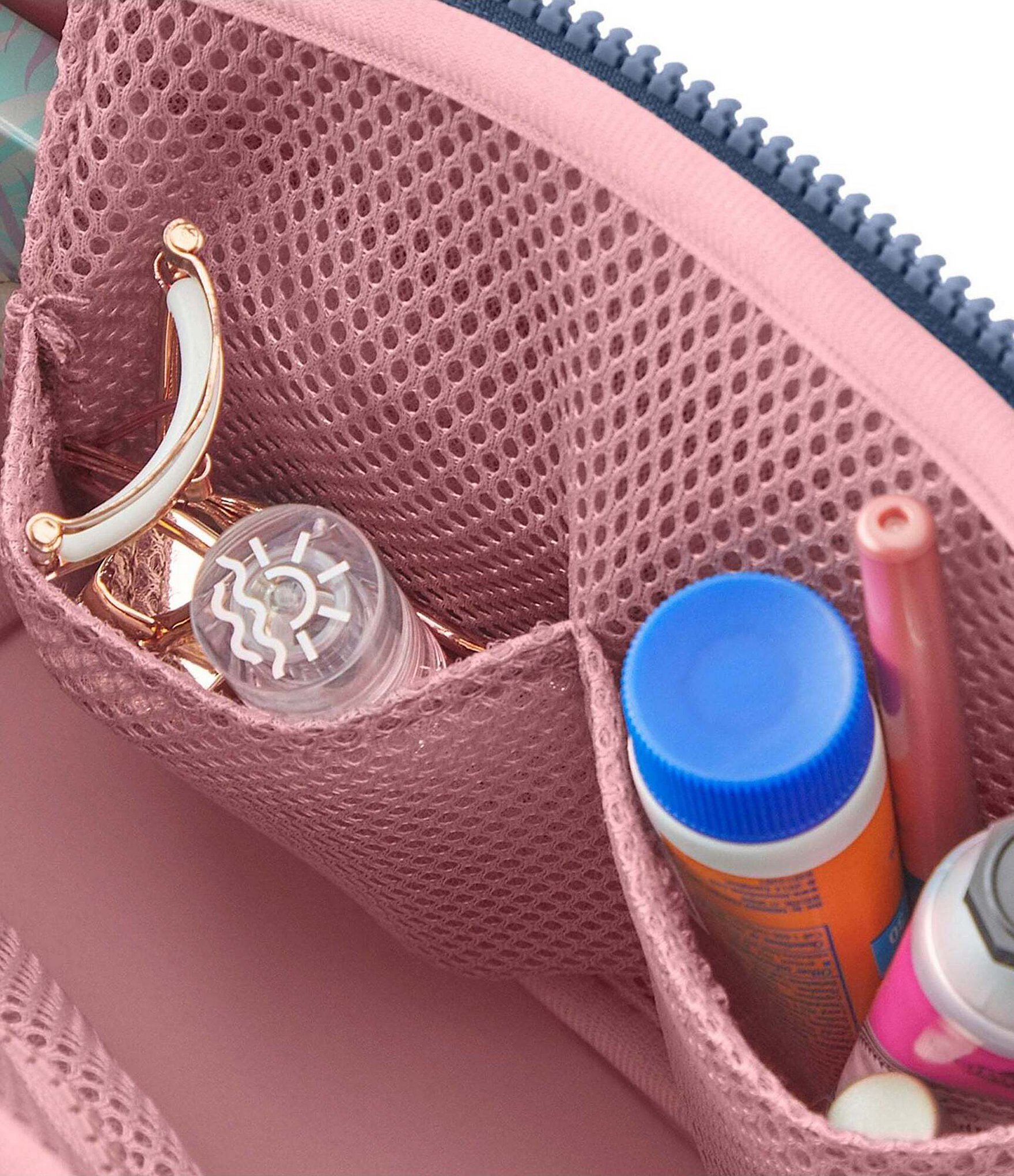 KUSSHI Neoprene Train Case