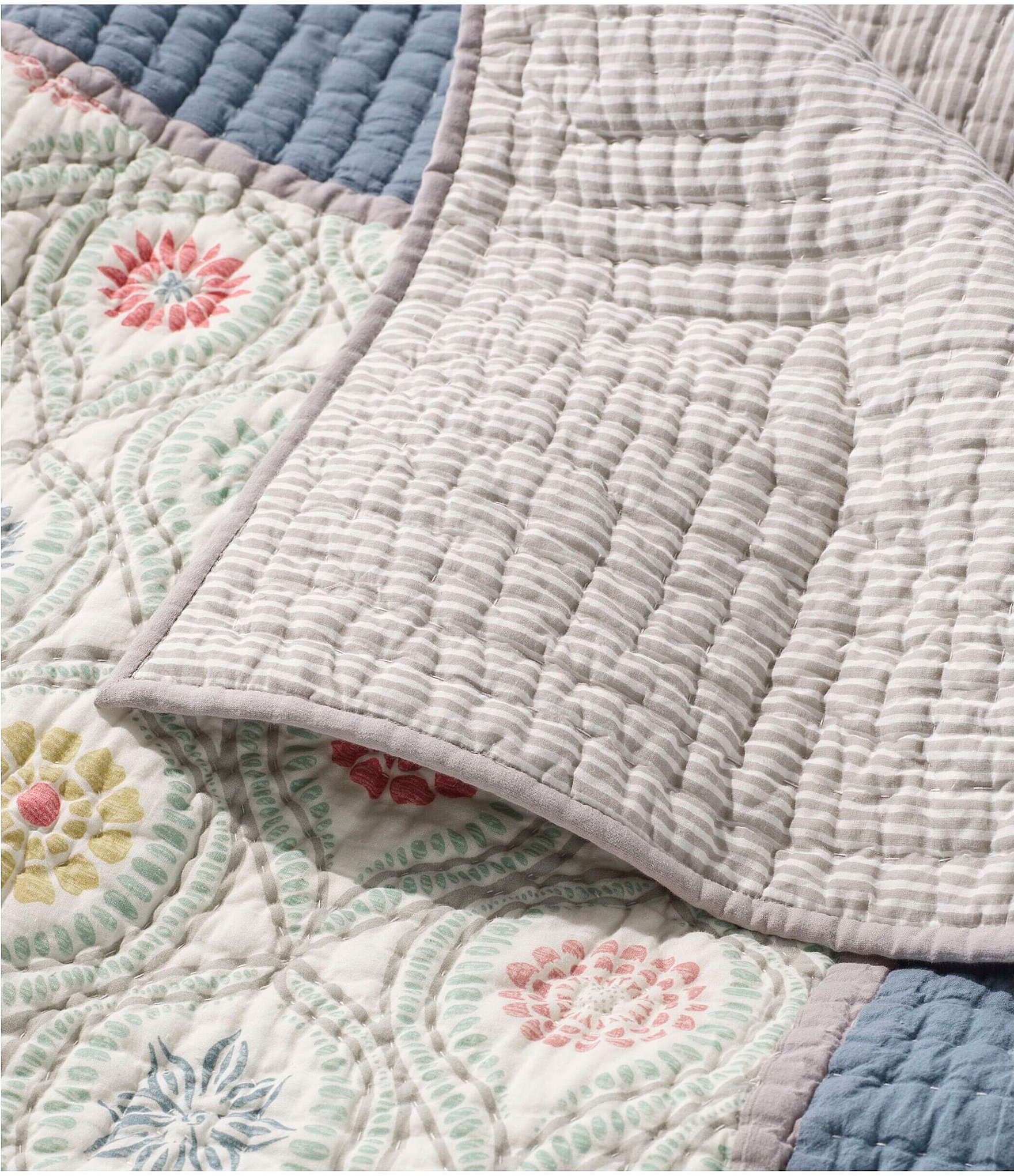 L.L.Bean Botanical Border Reversible Quilt