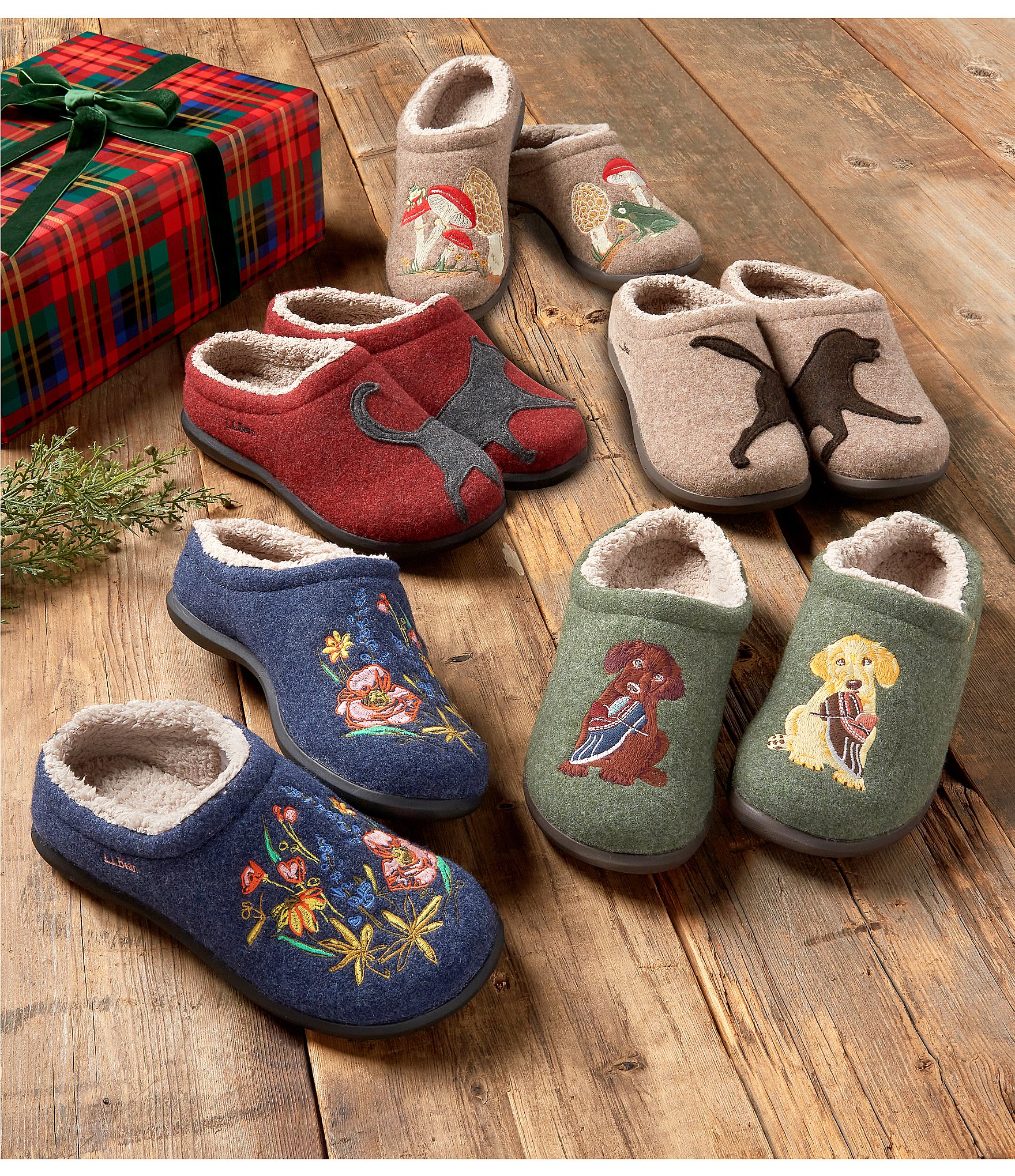 L.L.Bean Daybreak Scuff Puppies Motif Slippers