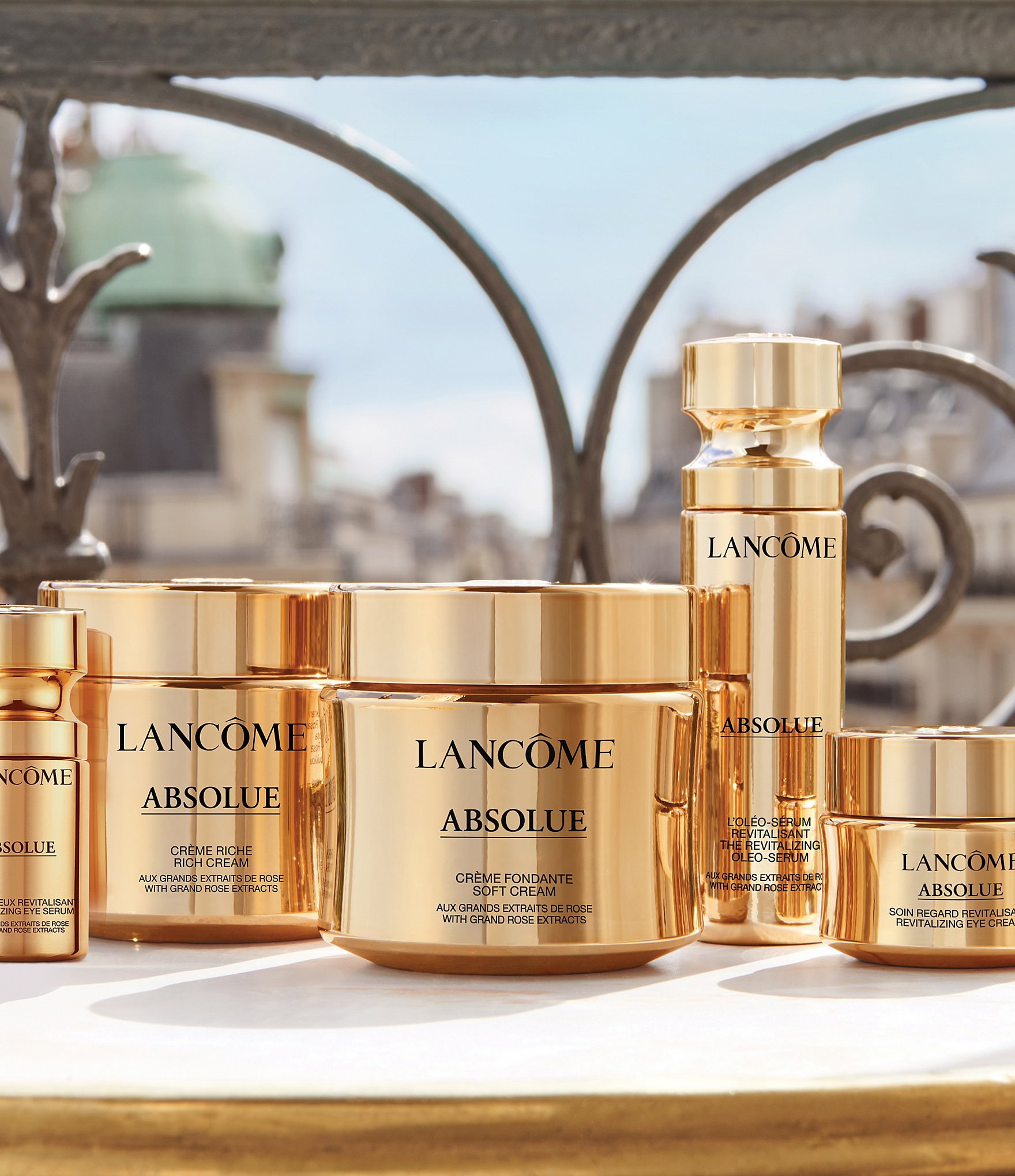 Lancome Absolue Revitalizing & Brightening Rich Cream with Grand Rose Extracts