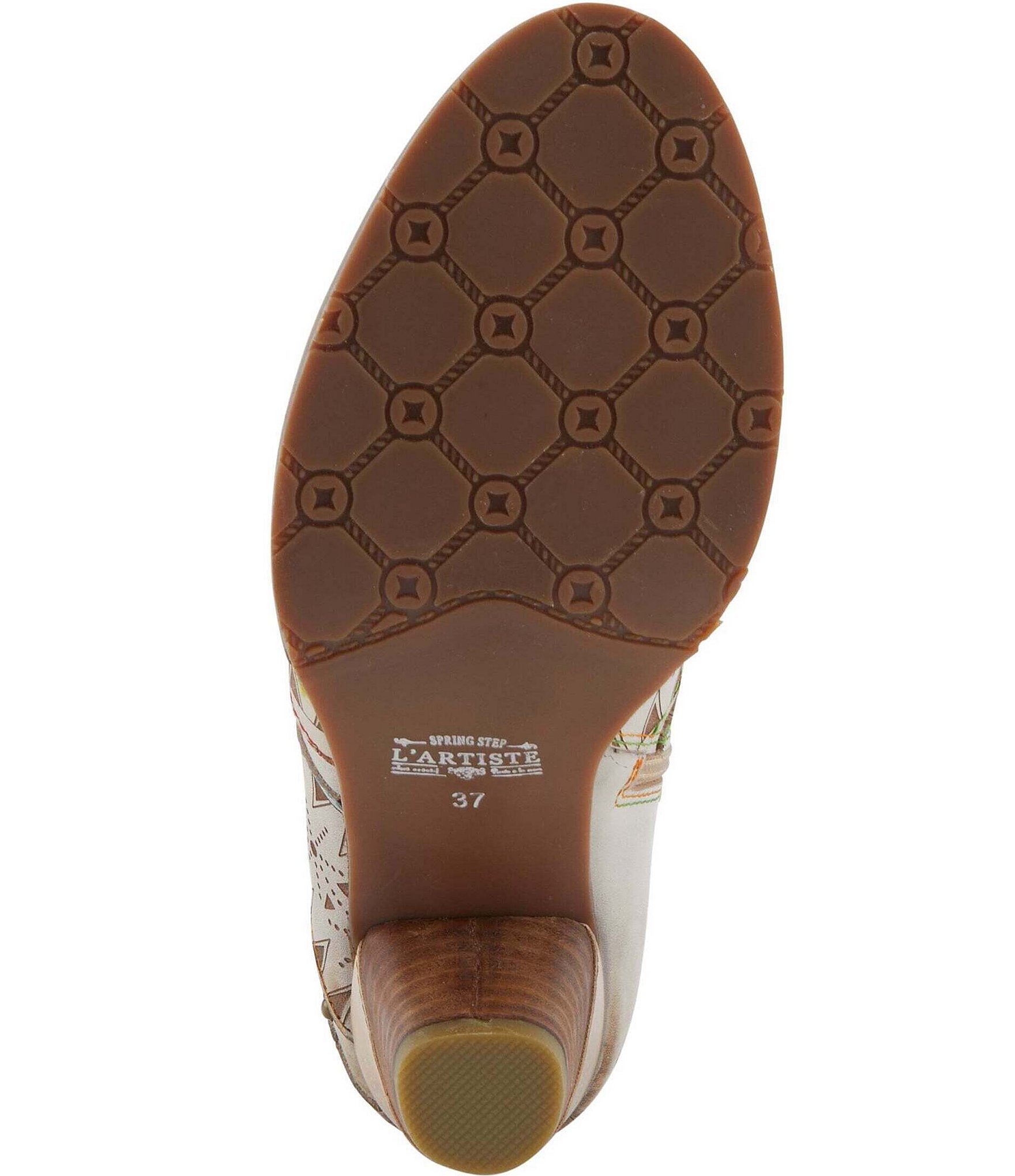 L'ARTISTE Niobe Etched Leather Studded Ankle Booties