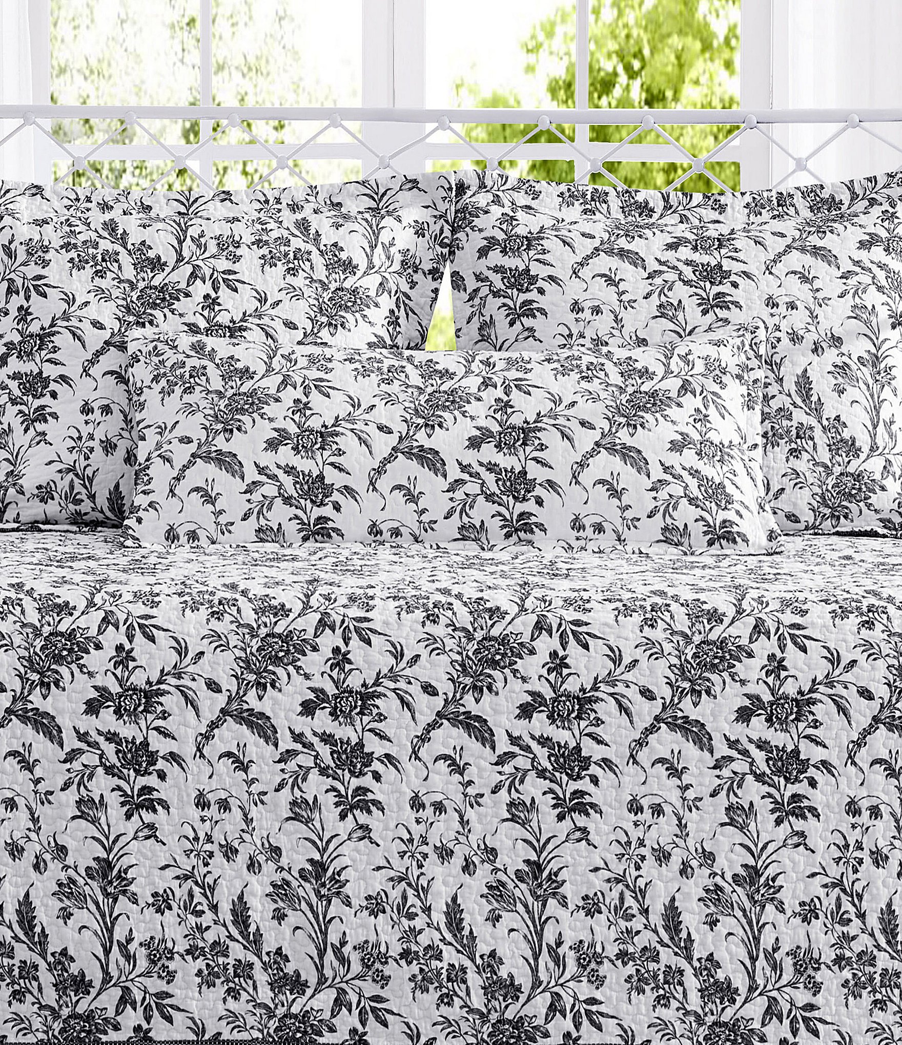 Laura Ashley Amberley Daybed Floral Toile Print Quilt & Sham Set