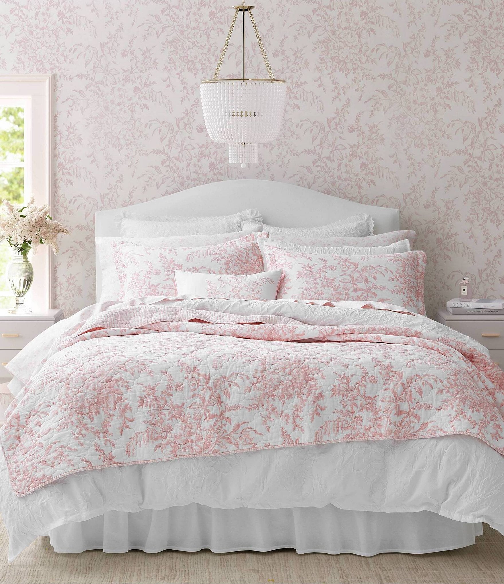 Strawberry Garden Pink Floral Patchwork Mini Quilt Bedding by Donna Sharp