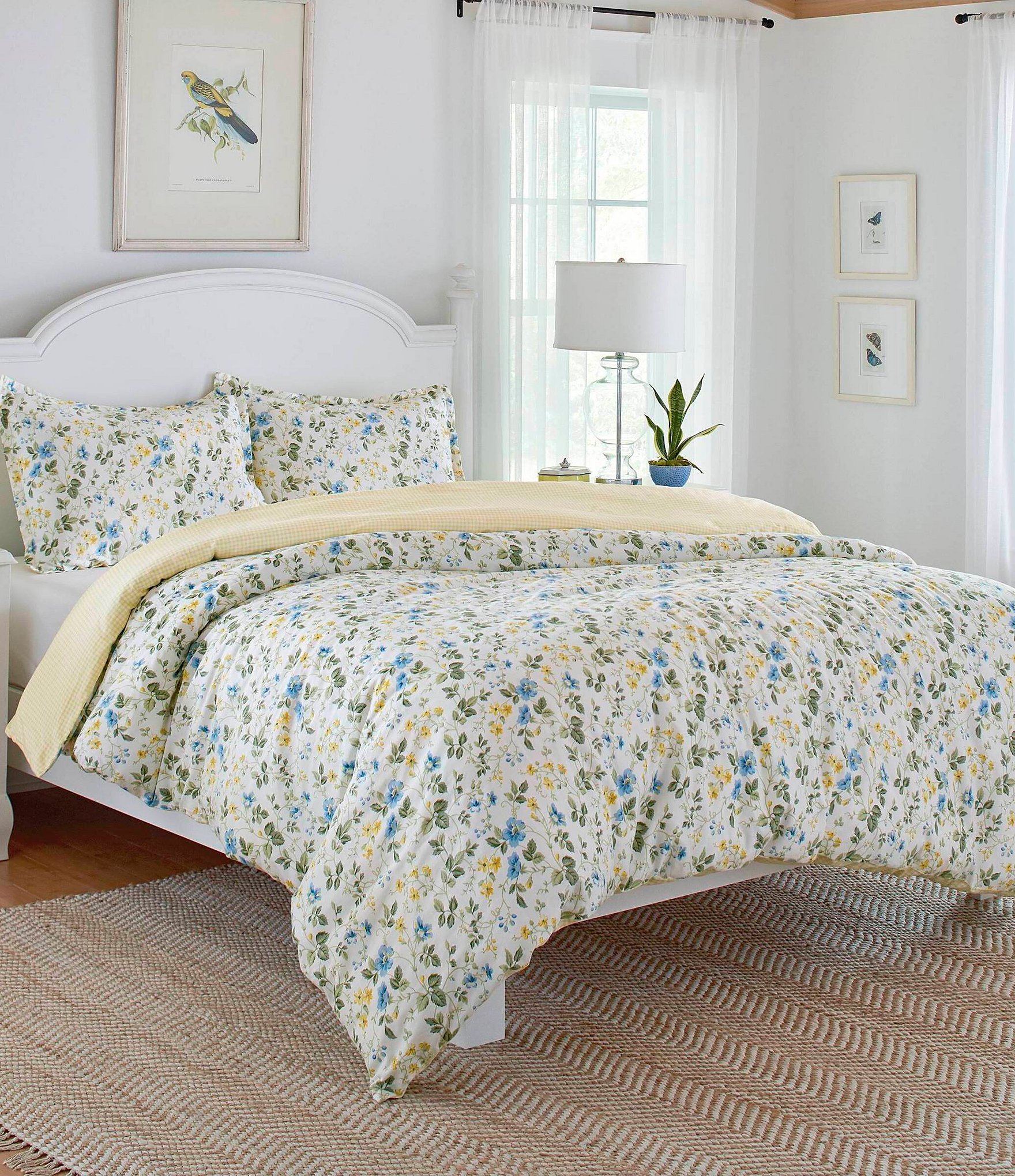 Laura Ashley Meadow Floral Blue Duvet Cover Mini Set