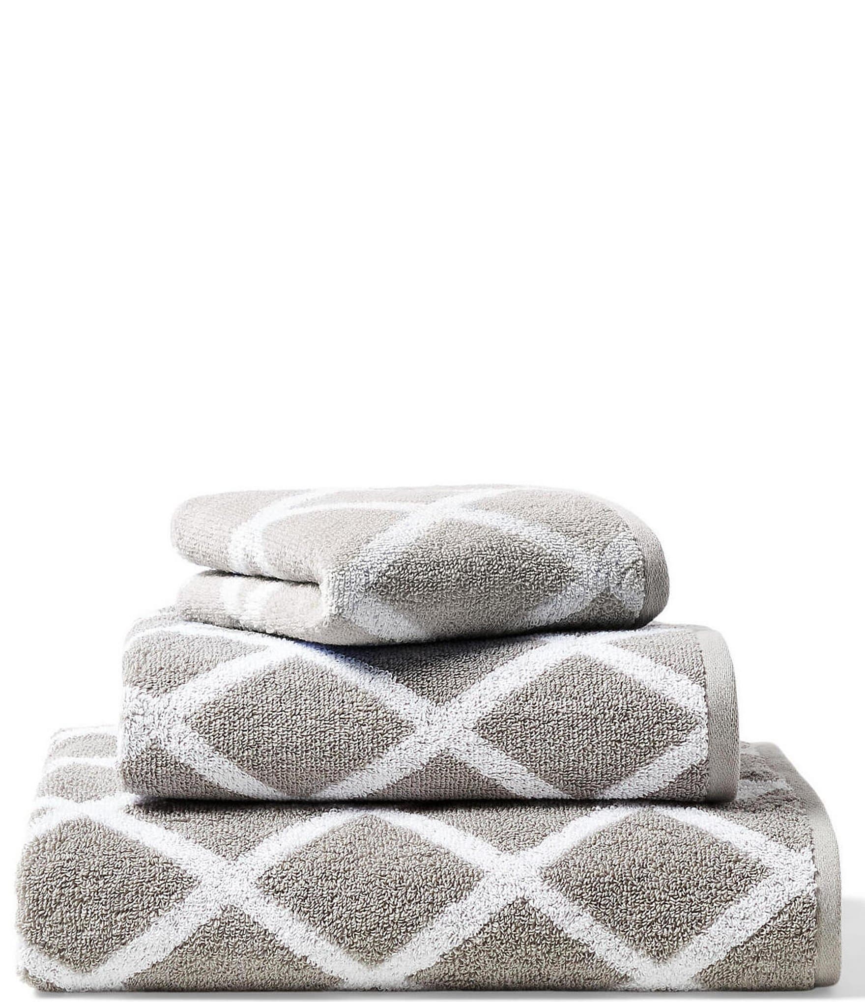 https://dimg.dillards.com/is/image/DillardsZoom/zoom/lauren-ralph-lauren-sanders-diamond-bath-towels/00000000_zi_34f397e0-02b3-42bb-be5a-dfe18a6ae9ca.jpg