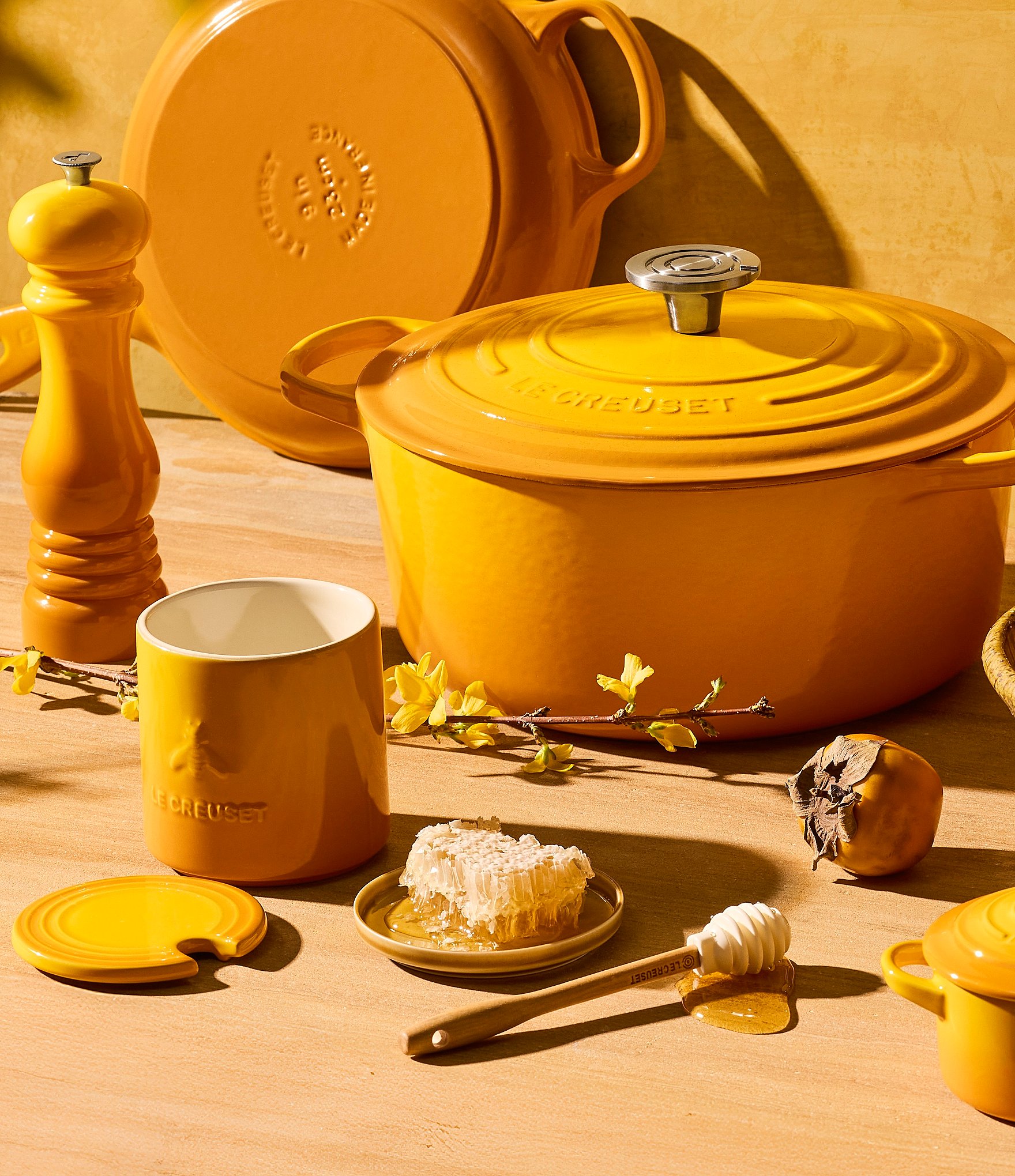 Le Creuset Honey Pot with Silicone Honey Dipper
