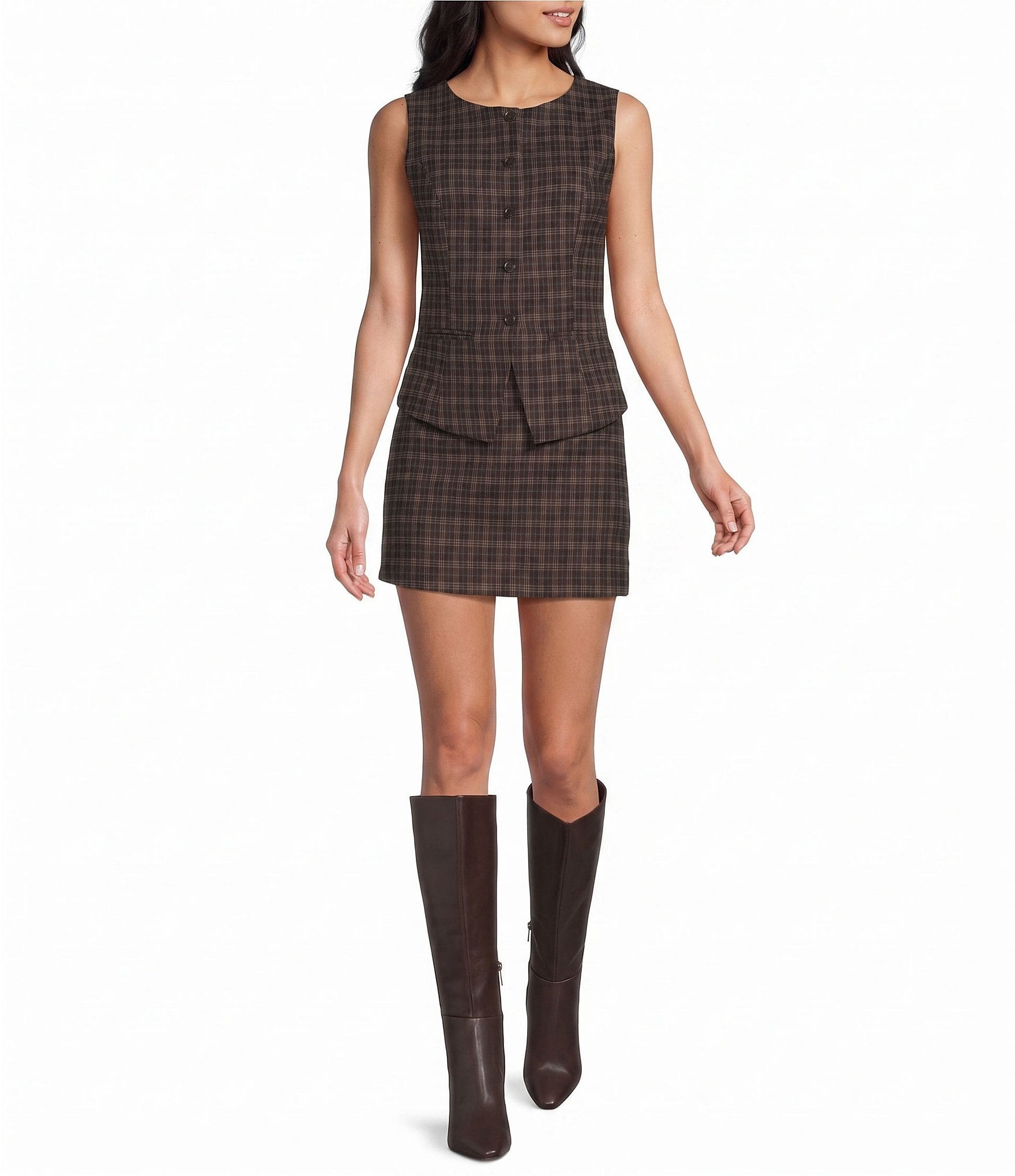 Le Lis Coordinating Plaid Button Front Vest