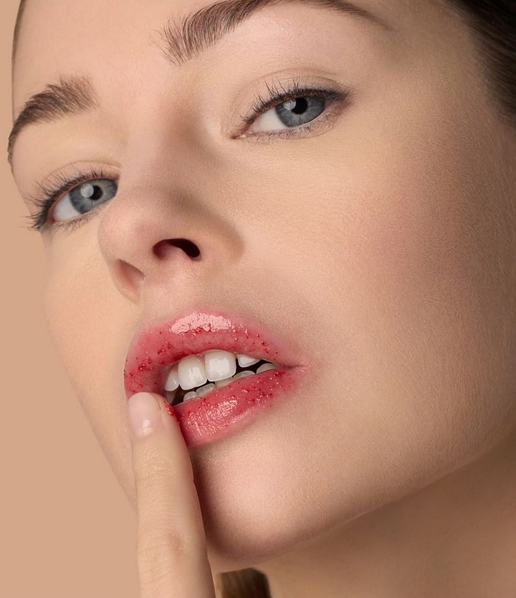 Le Rouge Francais Lip Scrub