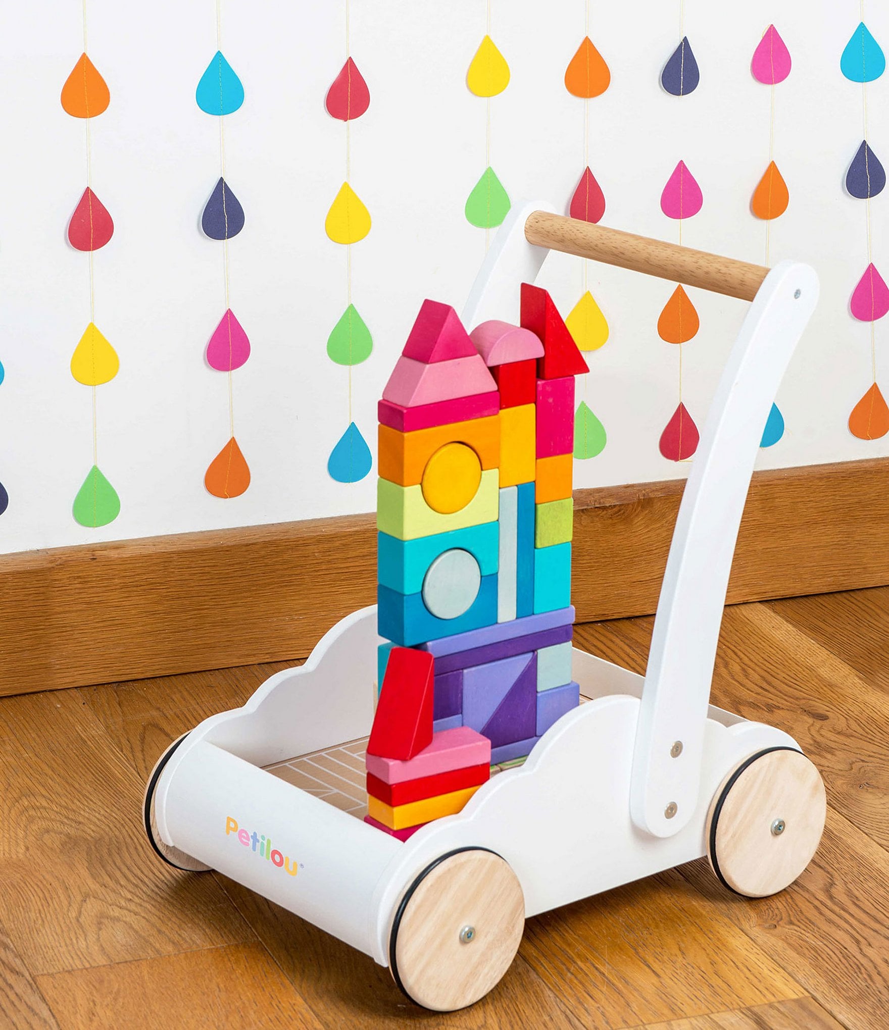 Le Toy Van Rainbow Cloud Walker