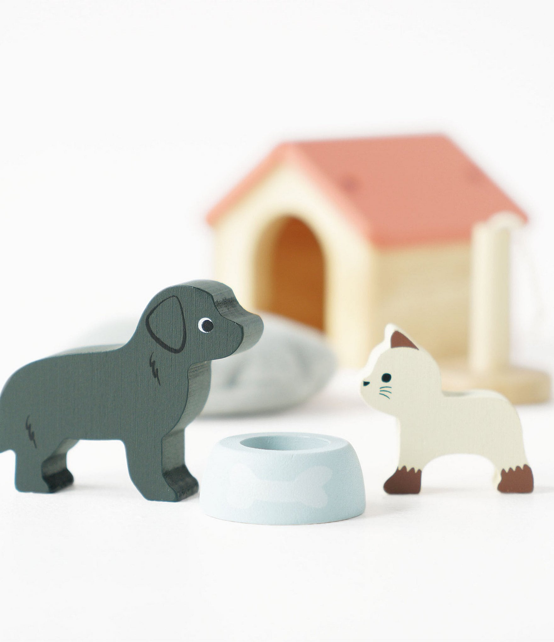Le Toy Van Daisylane Wooden Pet Set for Dollhouse