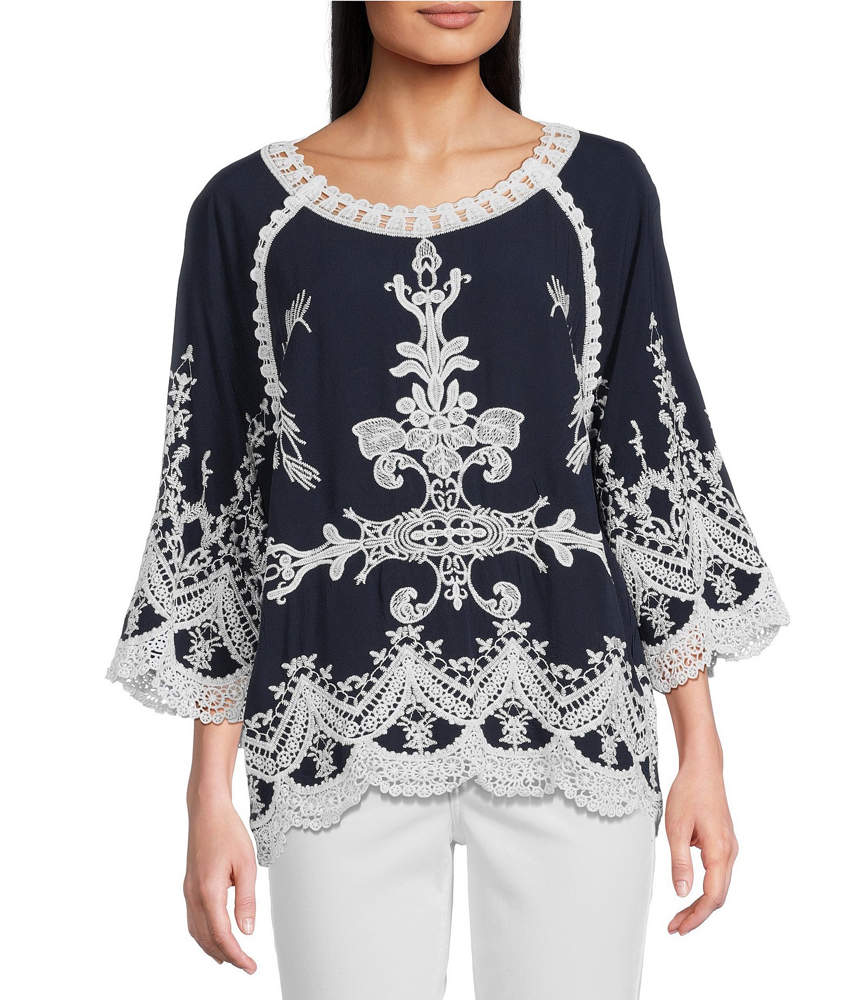 Leo & Nicole Woven Embroidered Scalloped Lace Trim Scoop Neck 3/4 Sleeve Top