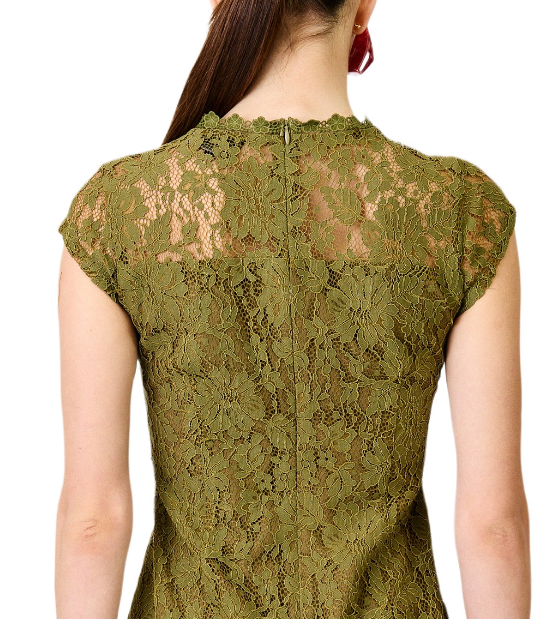 Line and Dot Demeter Lace Crew Neck Cap Sleeve Sheath Mini Dress