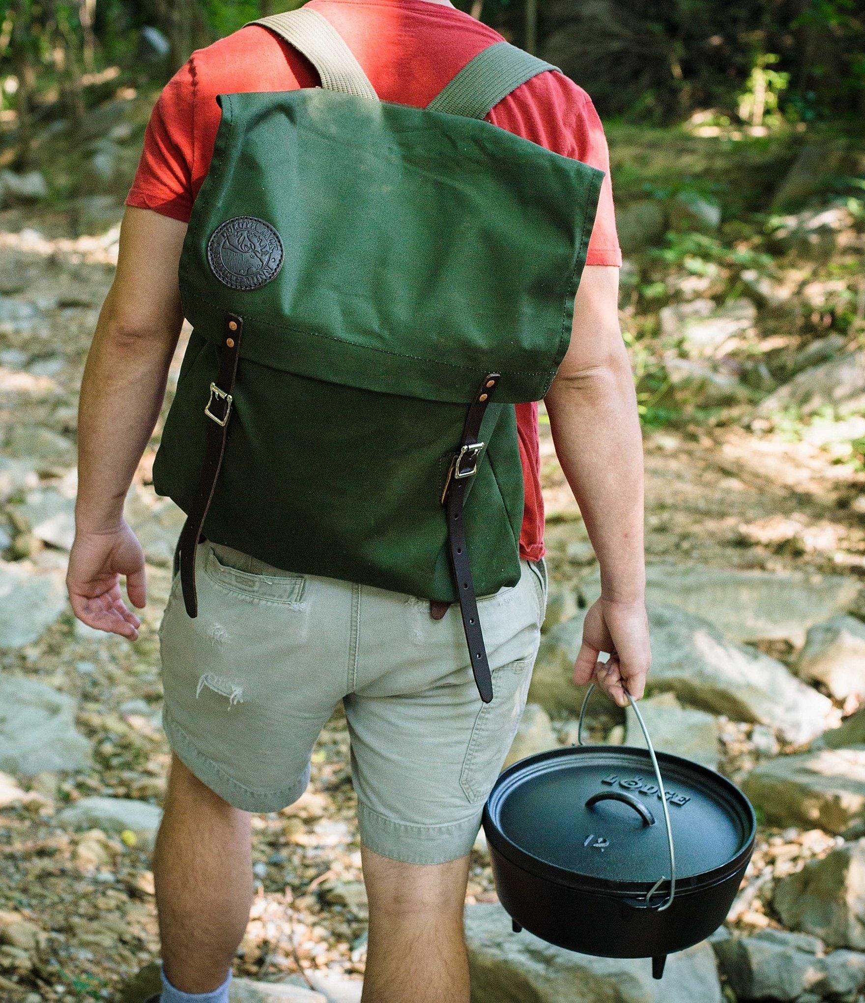 Lodge Cast Iron Camp Dutch Oven