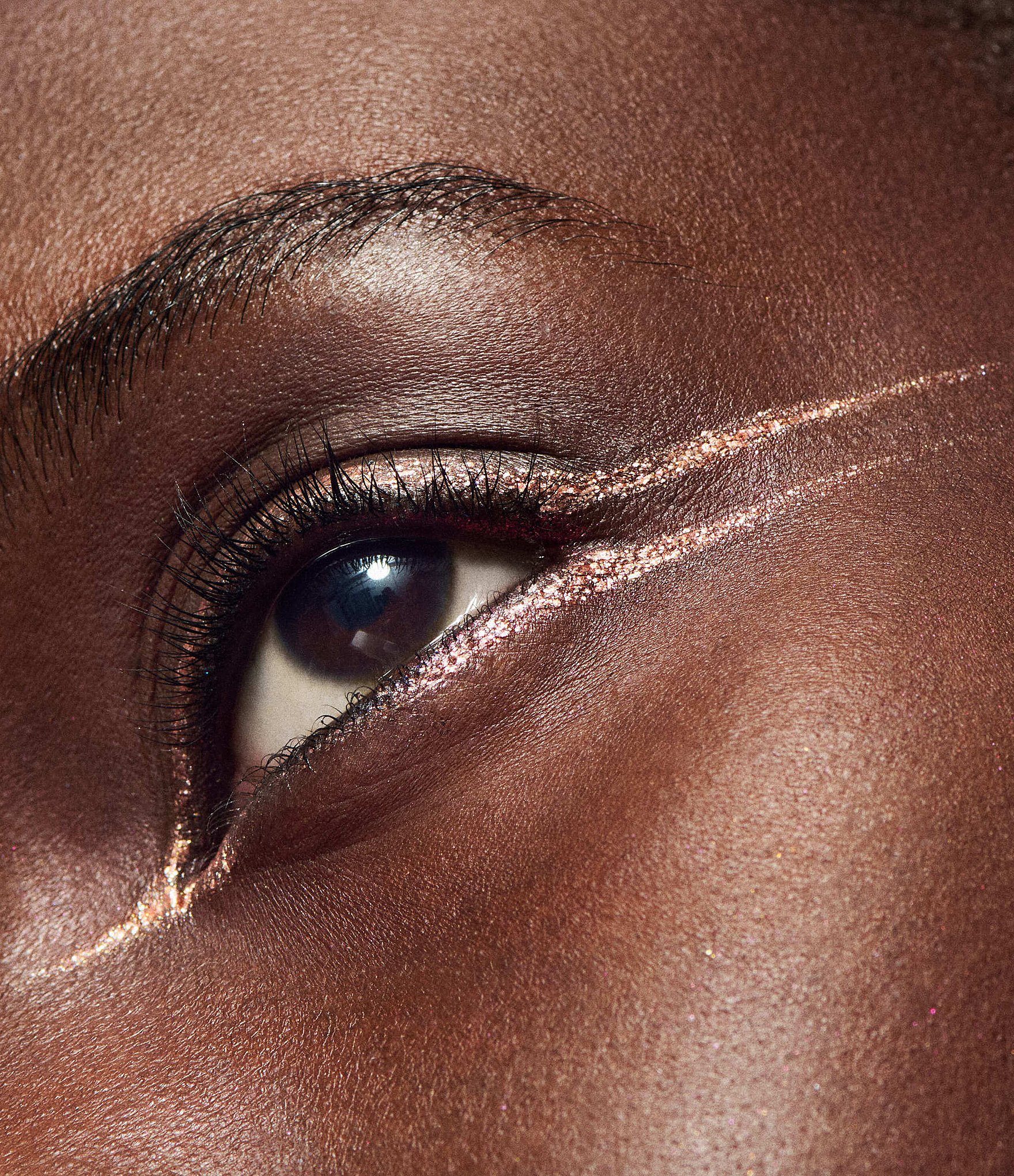 MAC Dazzleshadow Longwear Liquid Eyeshadow