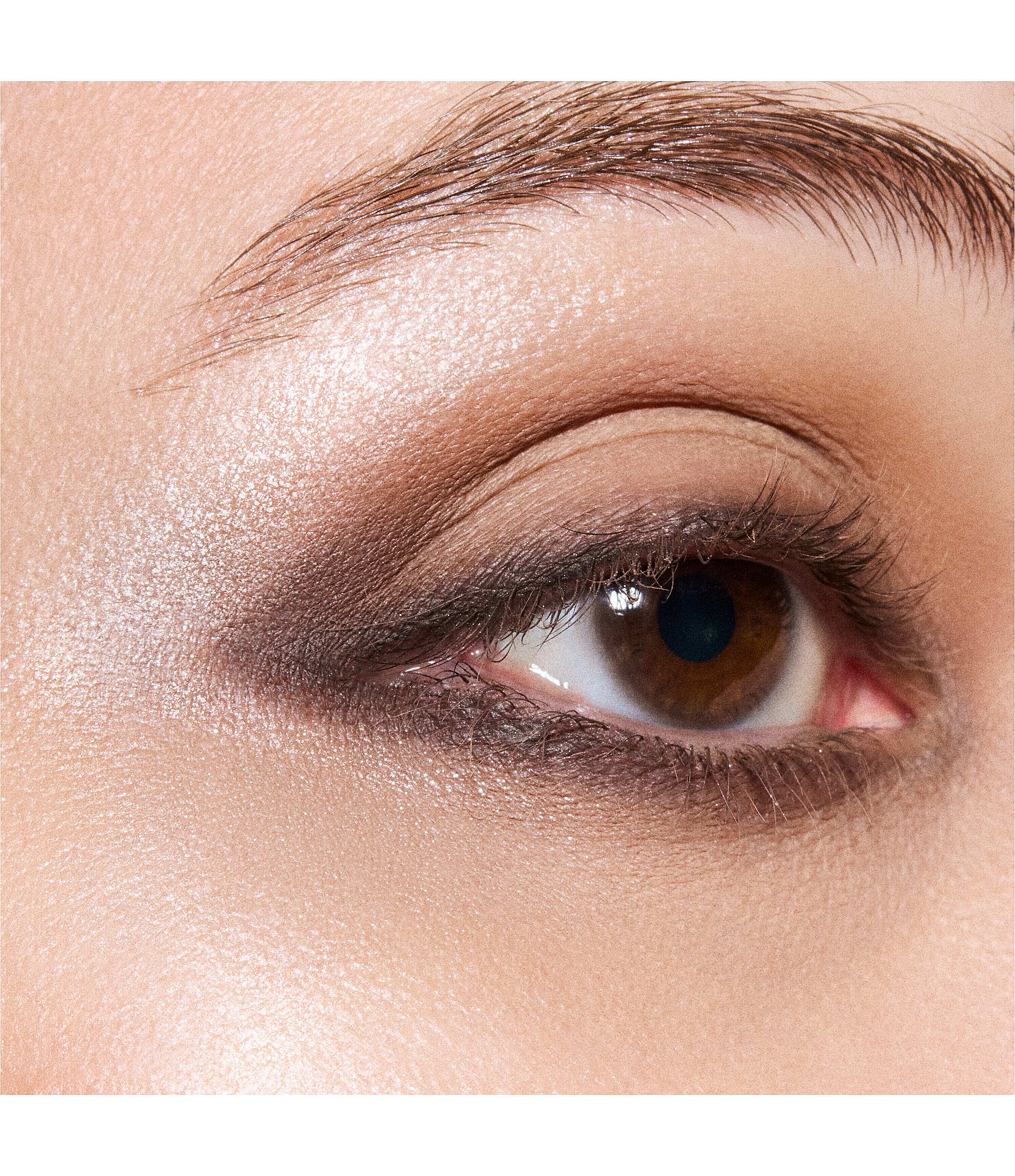 MAC Dazzleshadow Metallic Eyeshadow