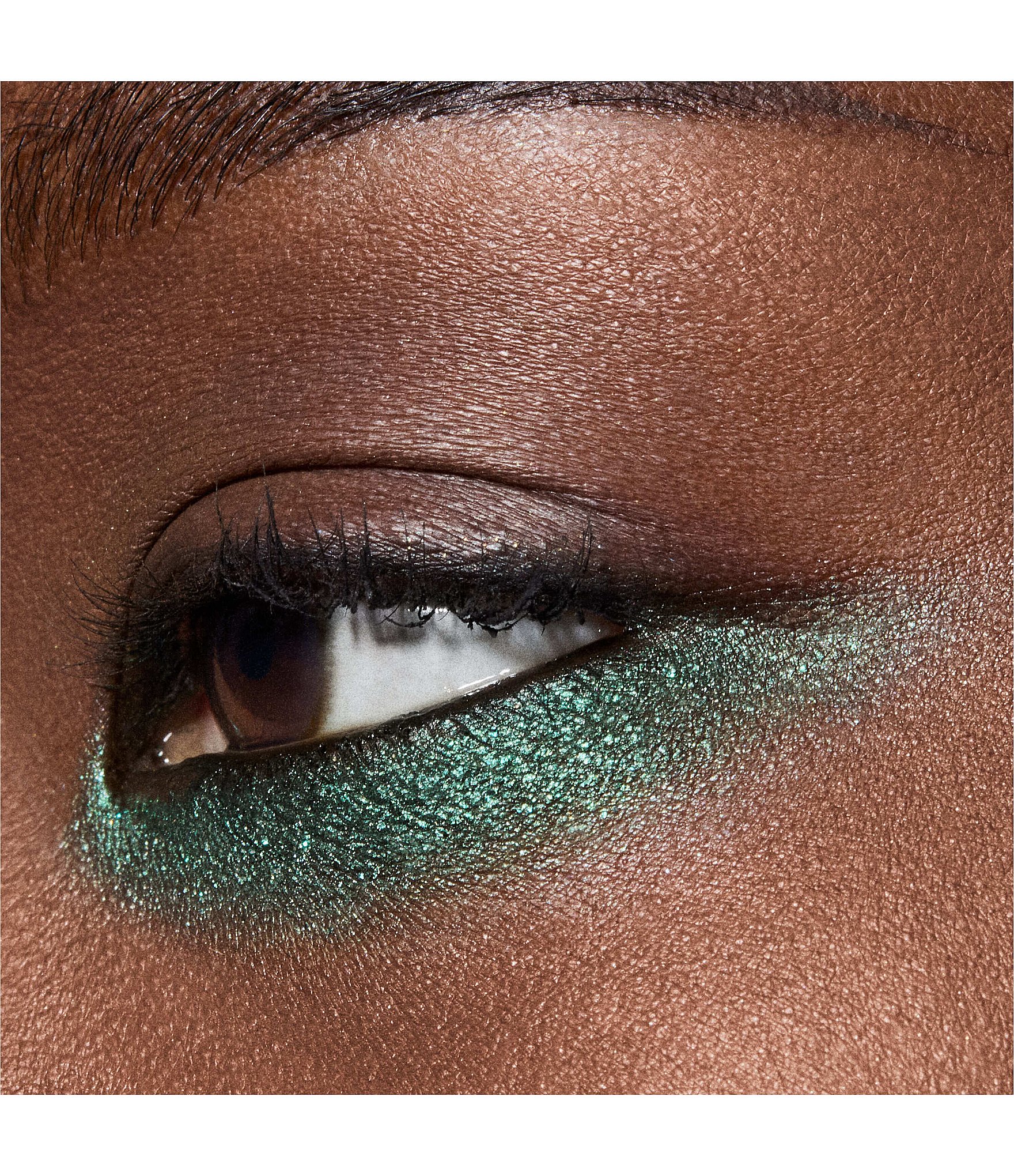 MAC Dazzleshadow Metallic Eyeshadow