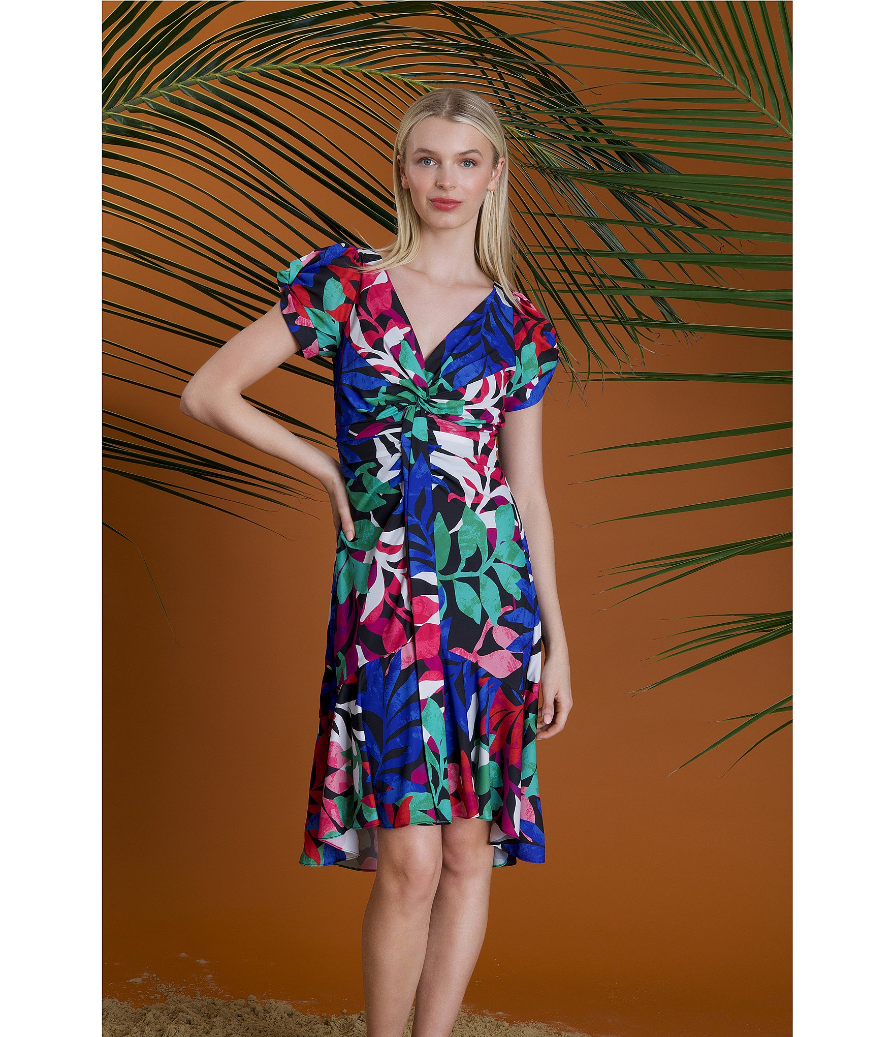 Maggy London Printed Georgette V-Neck Short Ruched Sleeve Drape Front High-Low Hem A-Line Dress