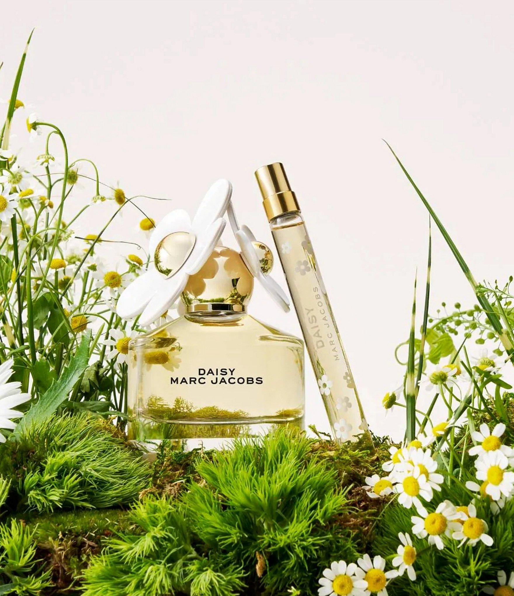 Marc Jacobs Daisy Eau de Toilette & Travel Spray 2-Piece Gift Set