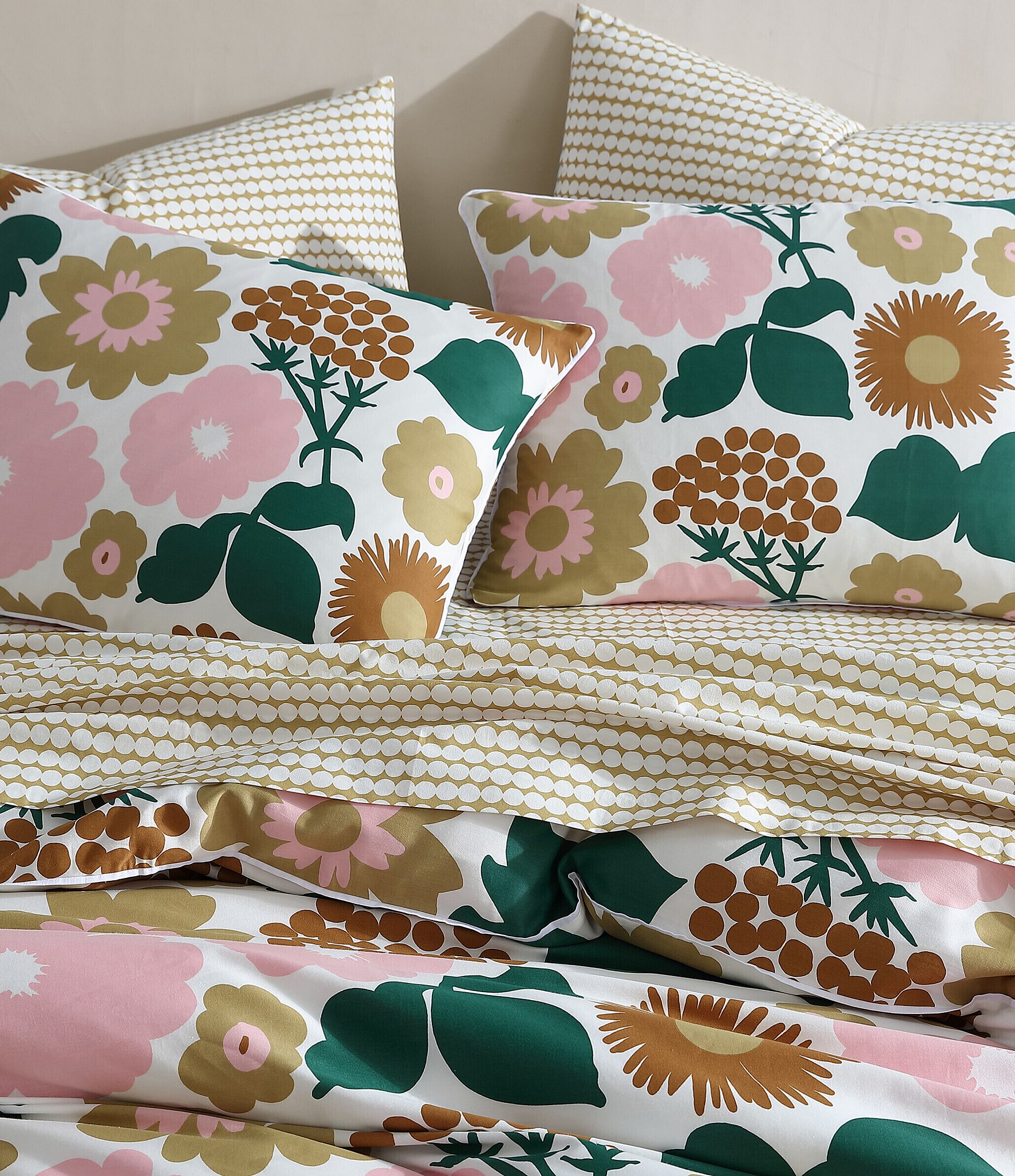 Marimekko Pieni Kukkatori Oversized Floral Organic Cotton Duvet Cover Mini Set